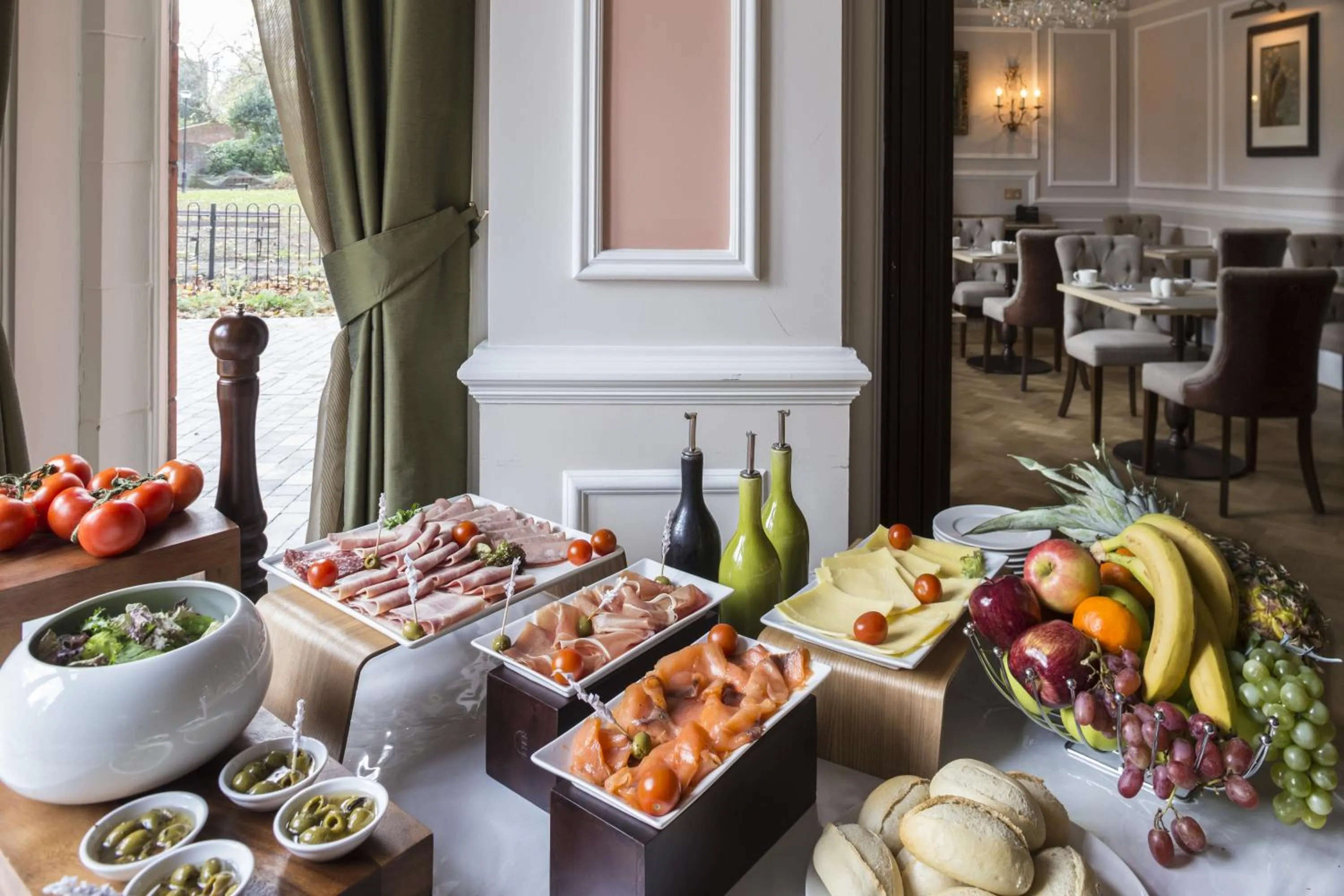 Food in St Paul's Hotel