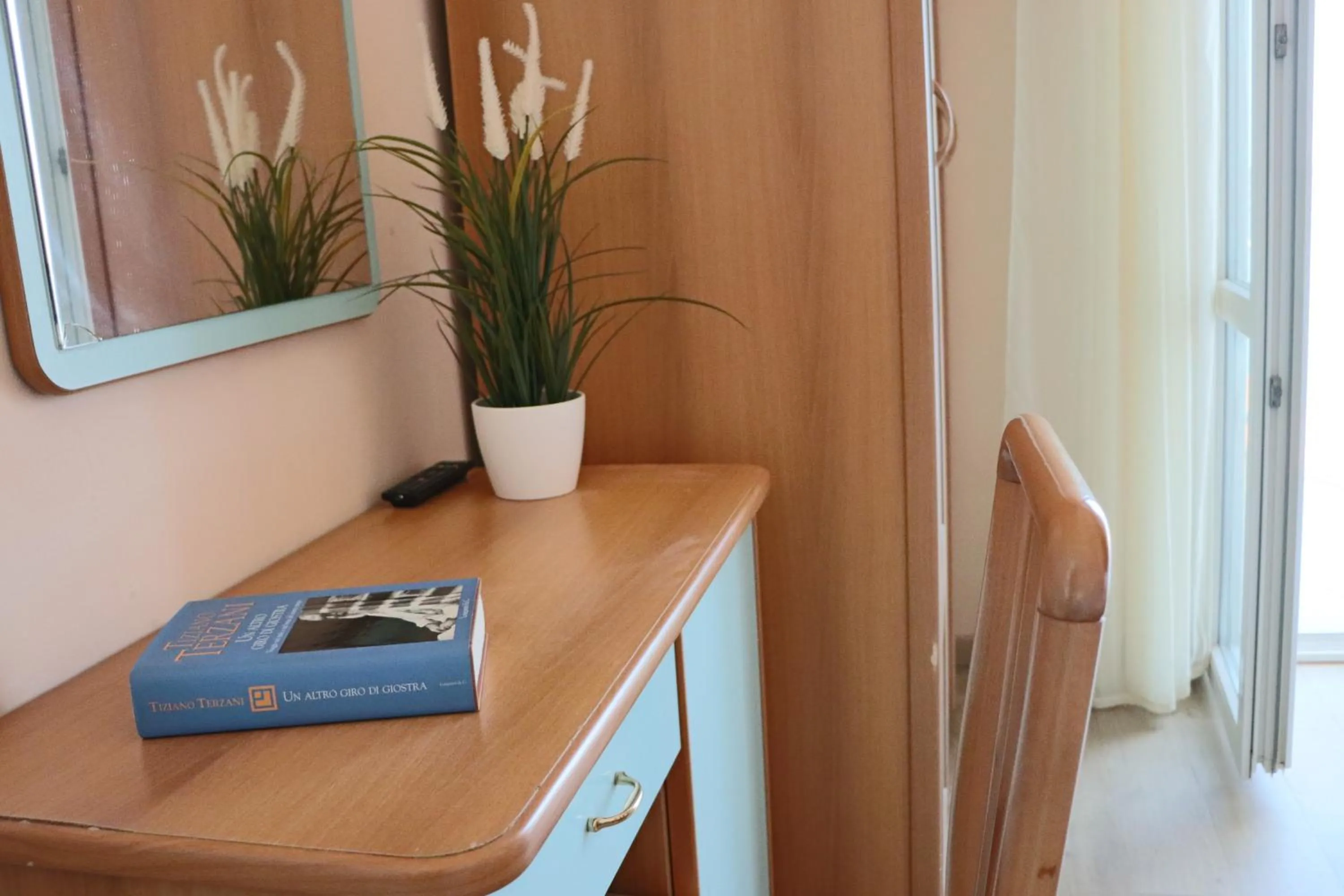 hair dresser in Hotel Barca D'Oro