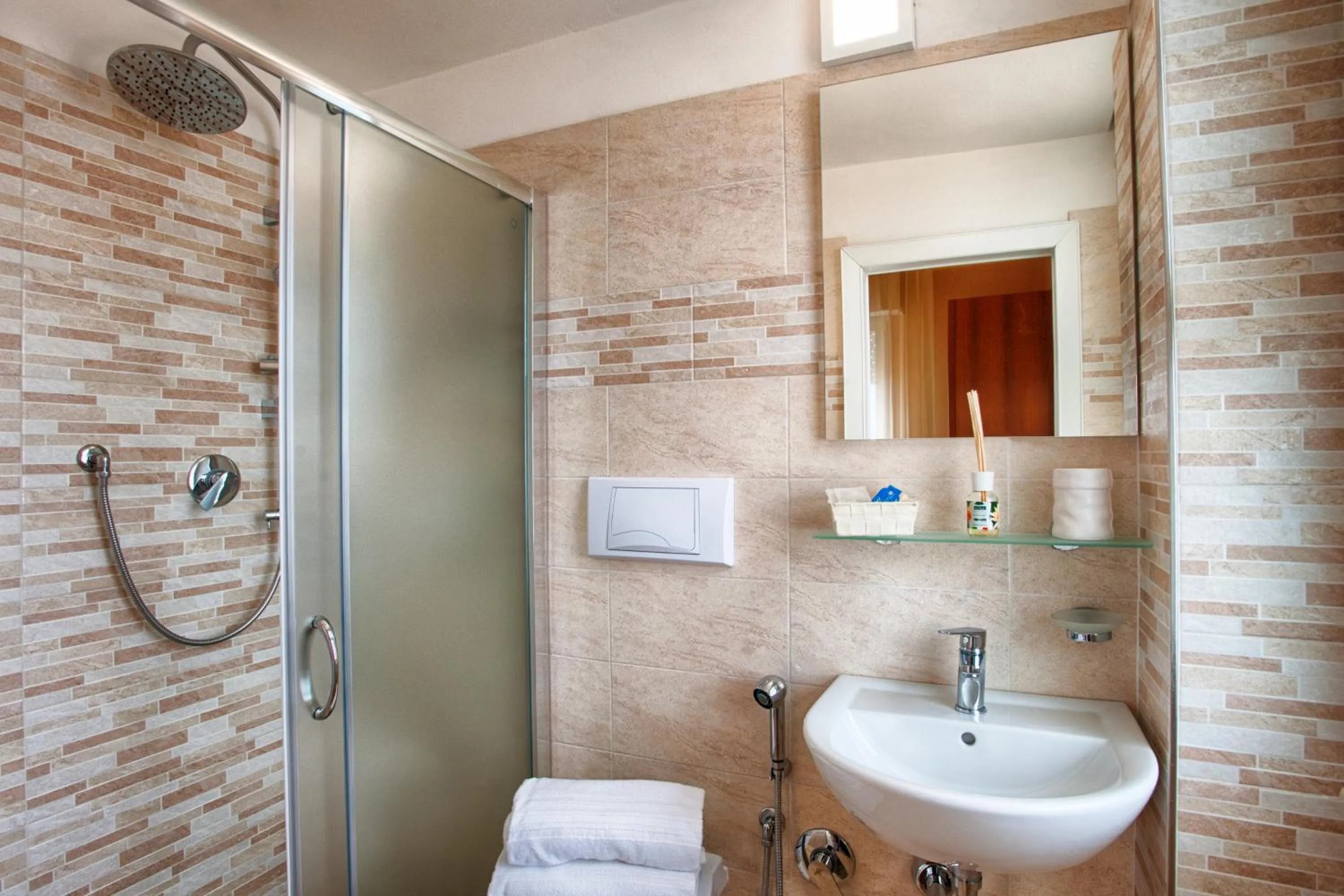 Bathroom in Hotel Barca D'Oro