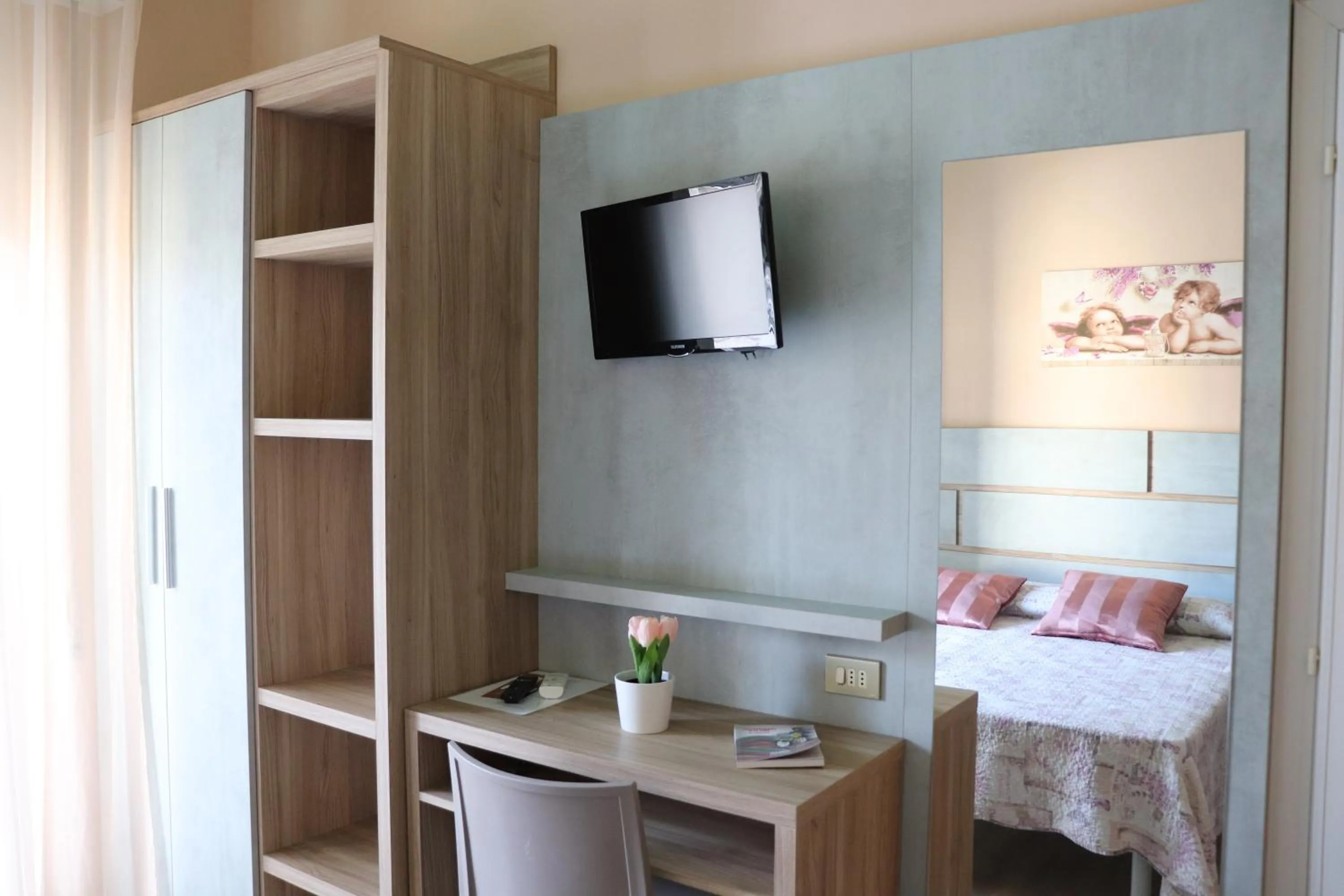 Photo of the whole room, Bed in Hotel Barca D'Oro