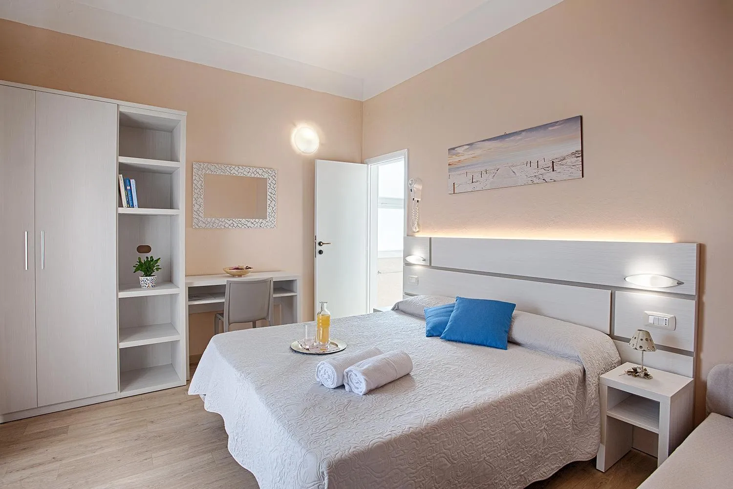 Bed in Hotel Barca D'Oro