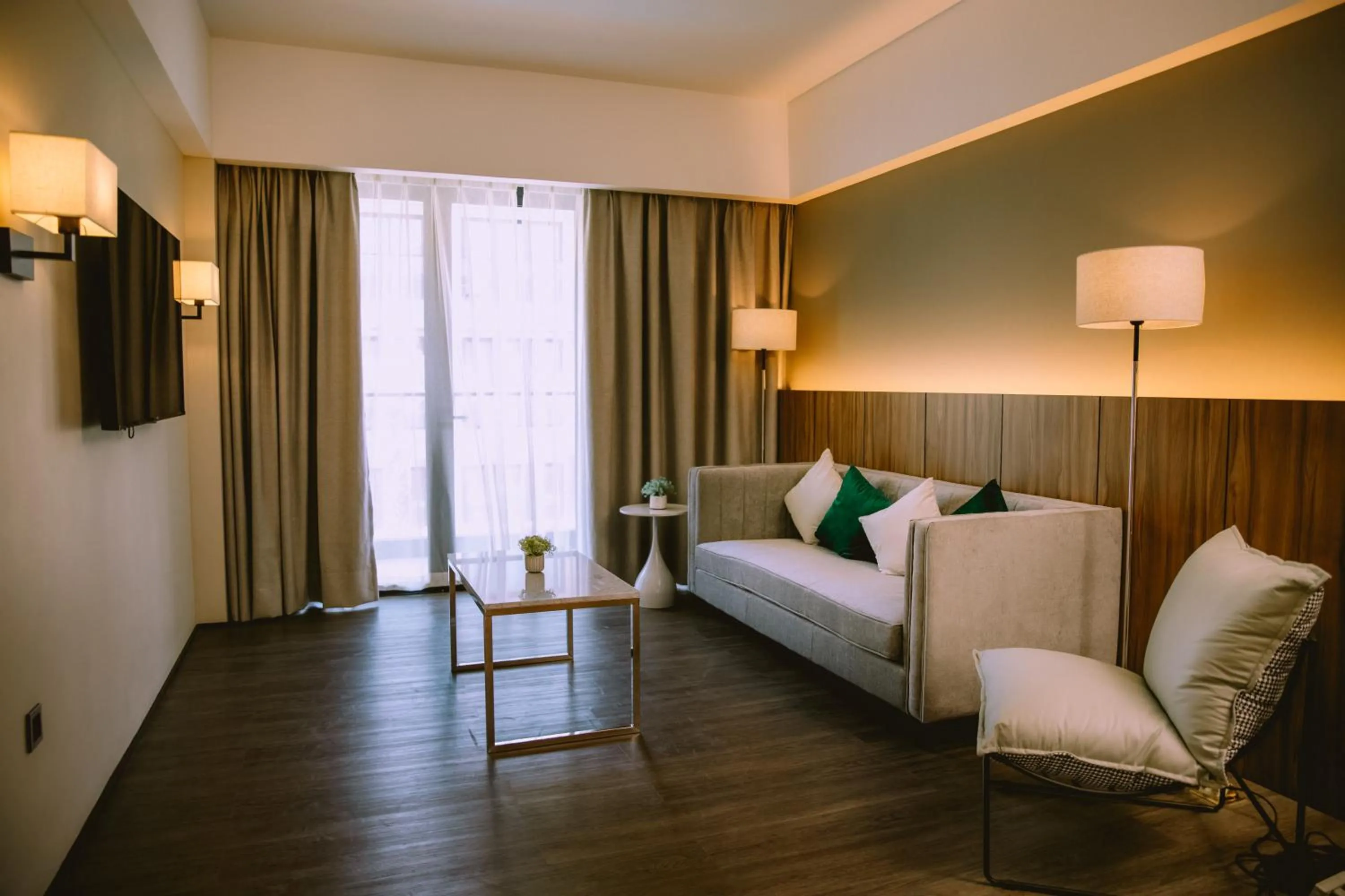 The Maximilian Hotel