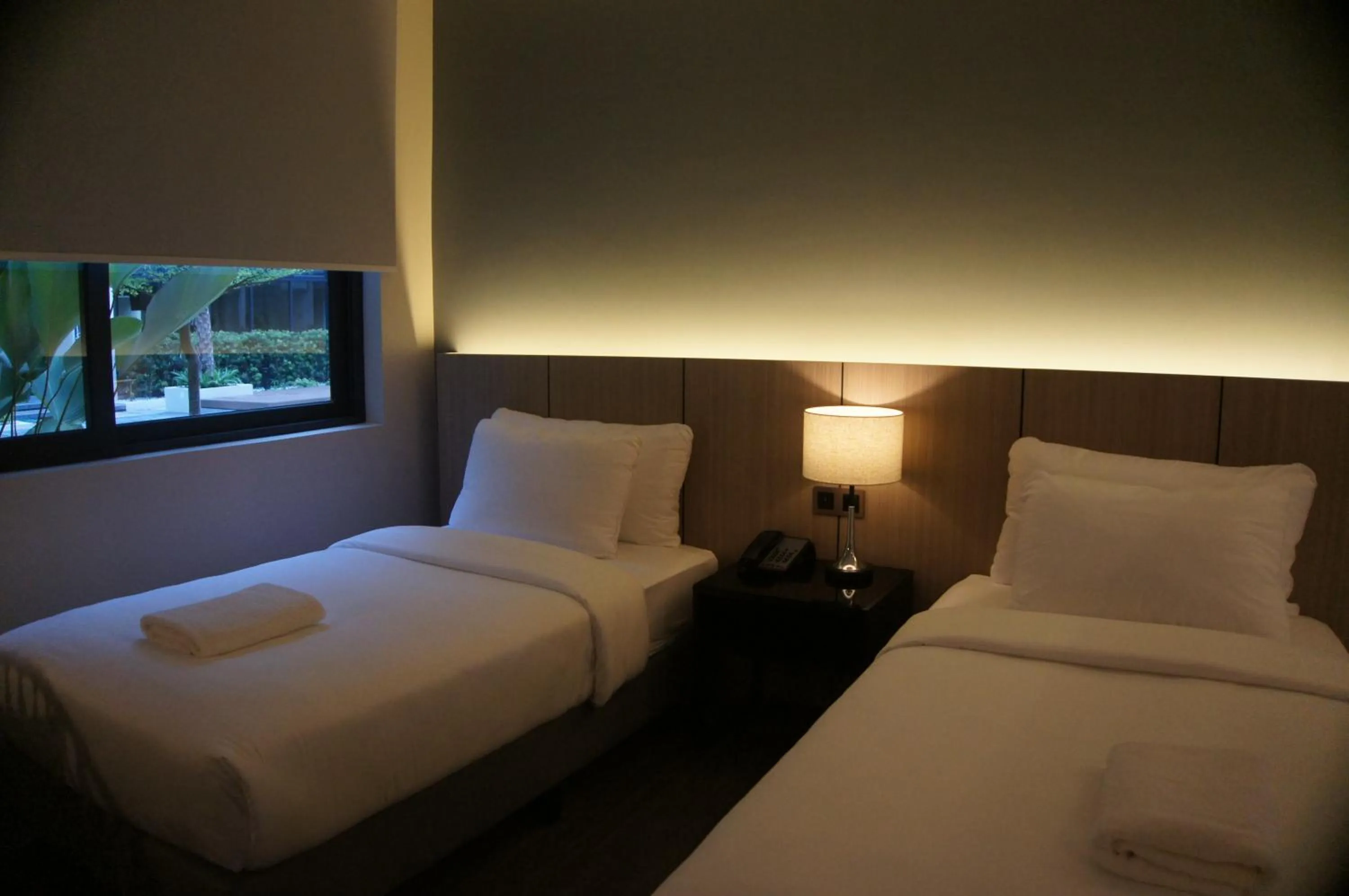 Property building, Bed in The Maximilian Hotel