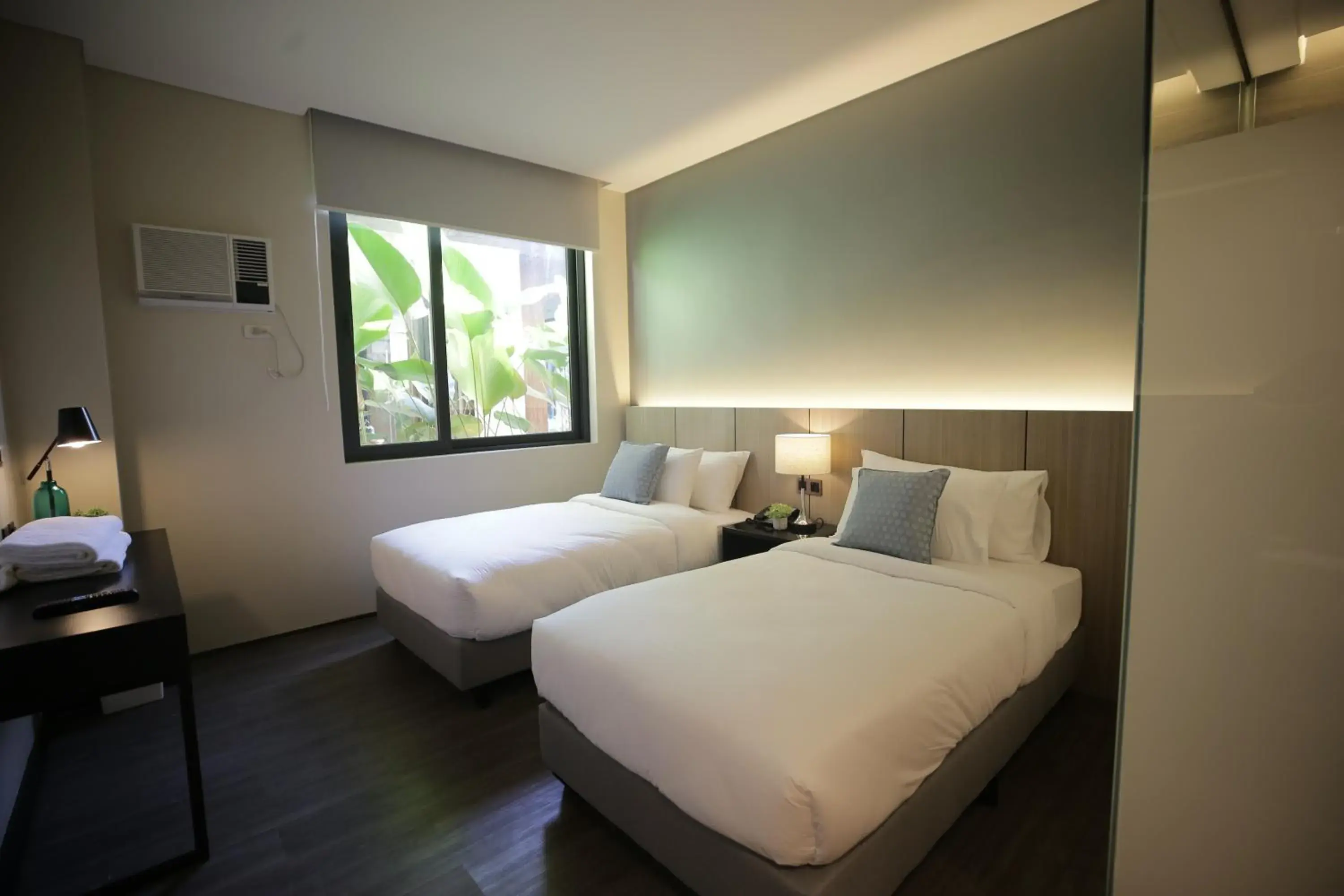 Bed in The Maximilian Hotel Bed in The Maximilian Hotel