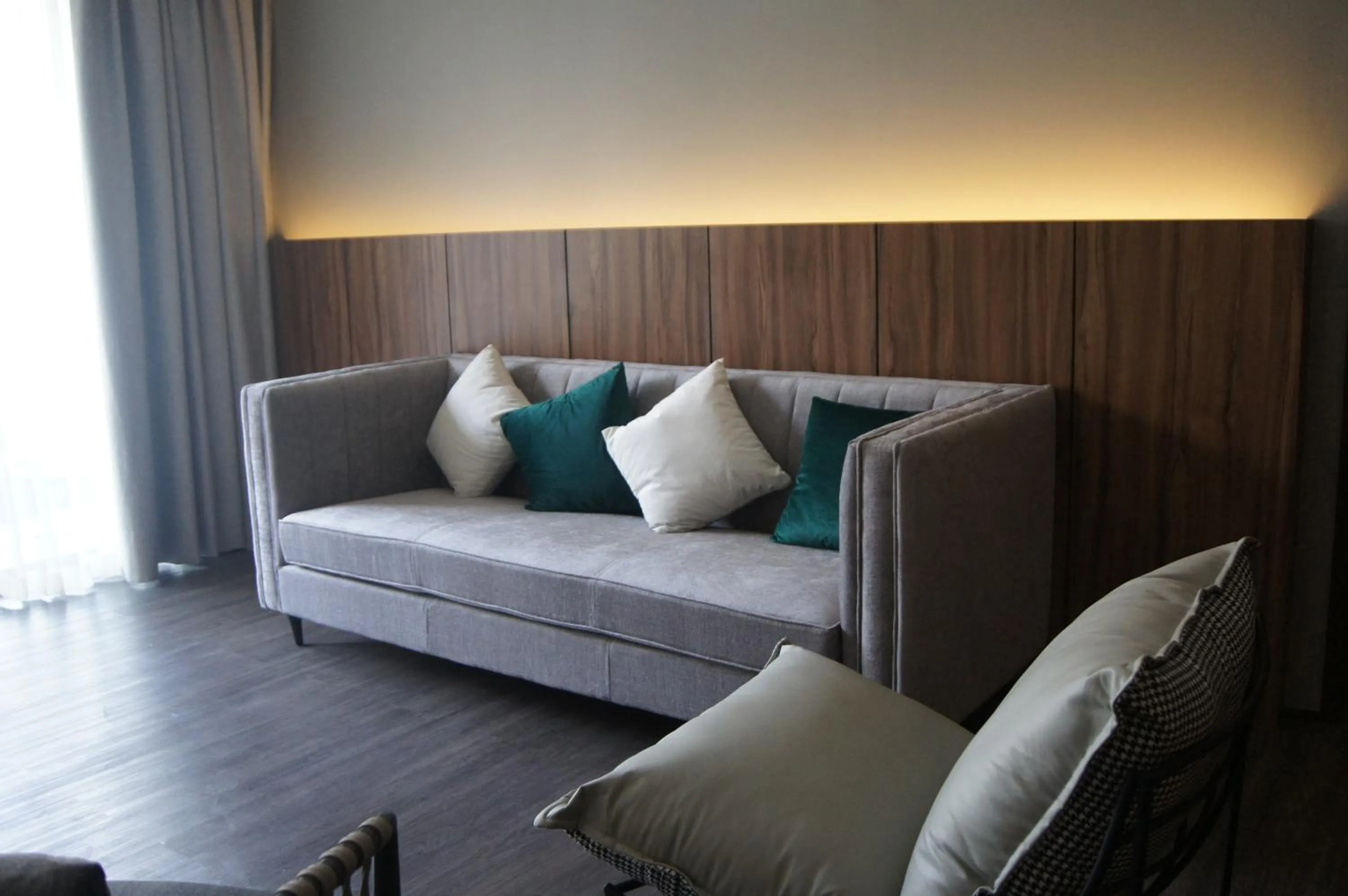 Living room in The Maximilian Hotel