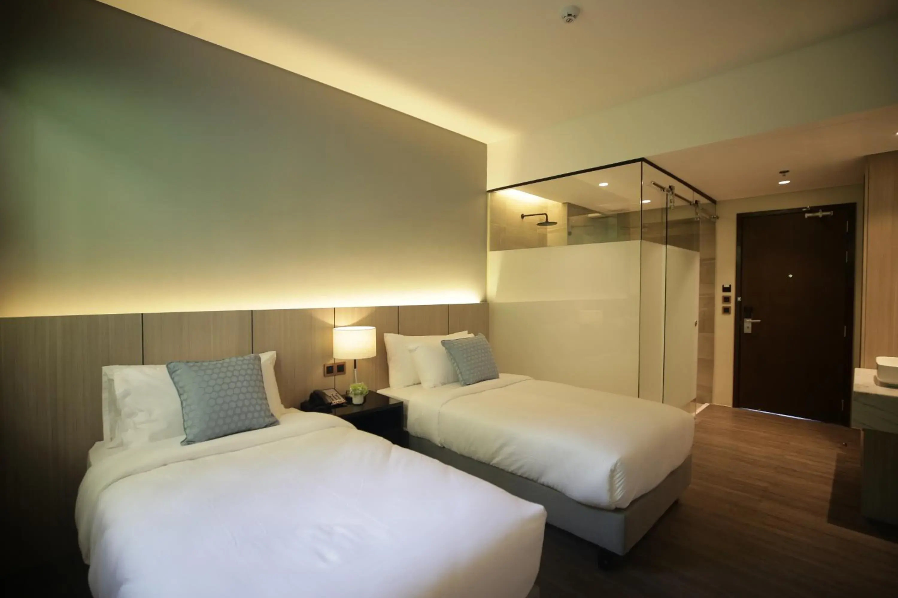 Bed in The Maximilian Hotel Bed in The Maximilian Hotel