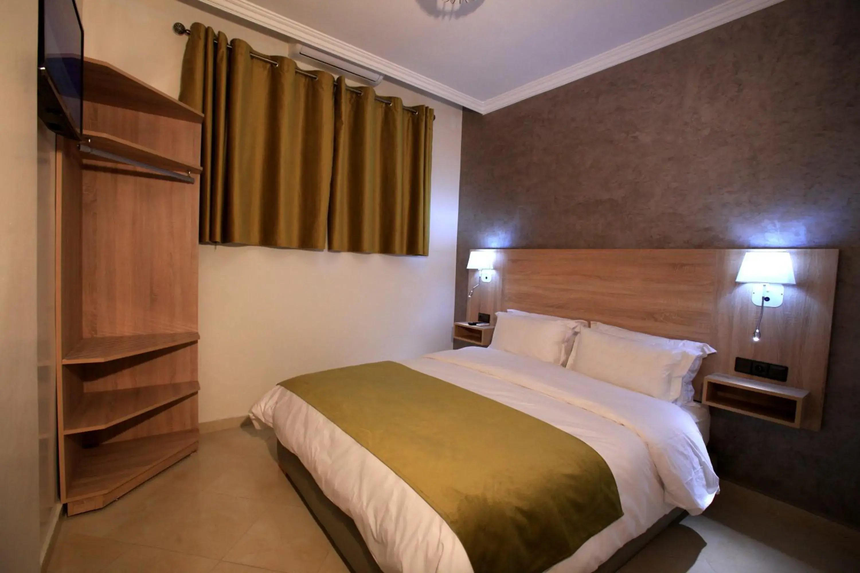 Photo of the whole room, Bed in Hotel Ichbilia فندق اشبيلية Photo of the whole room, Bed in Hotel Ichbilia فندق اشبيلية