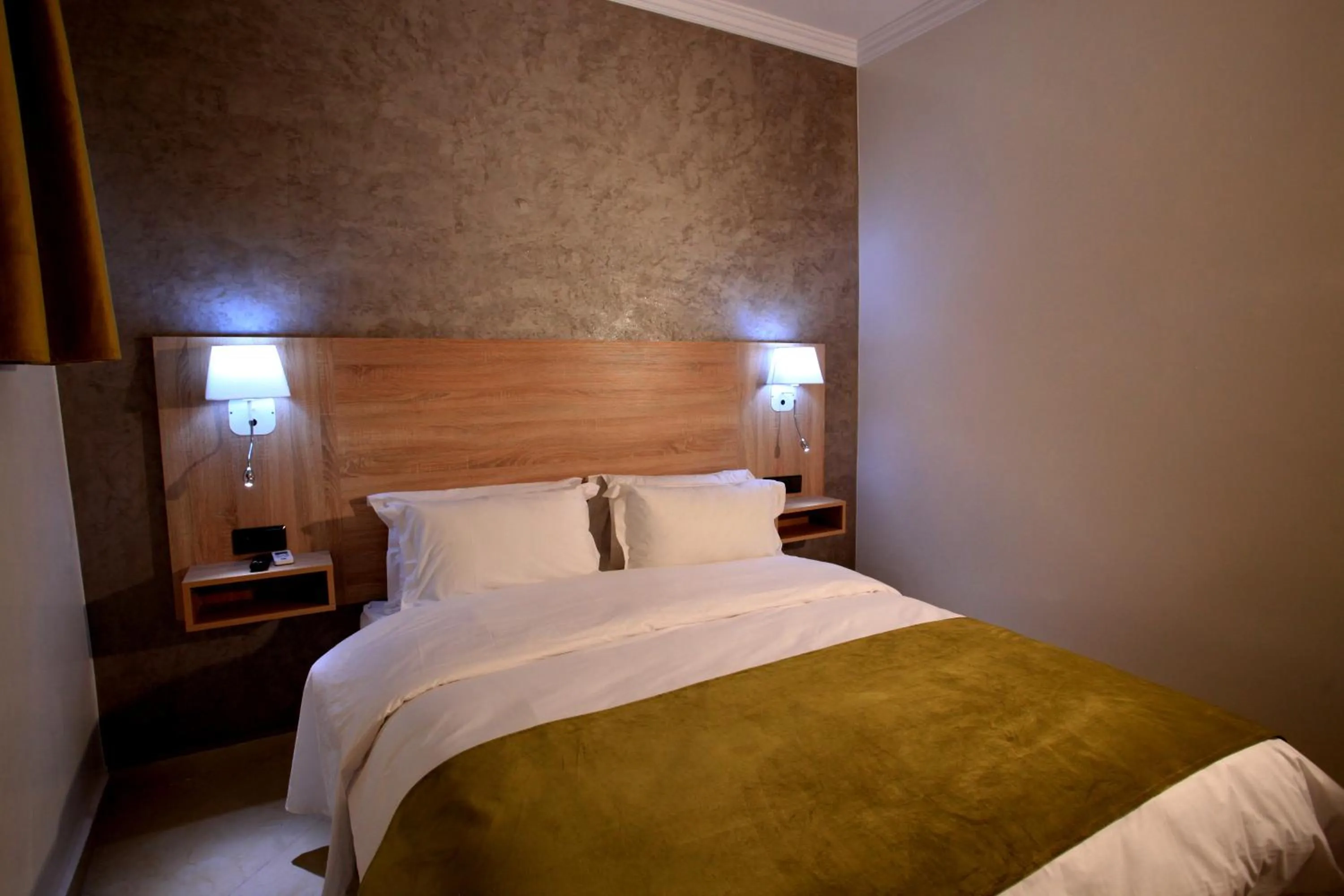 Photo of the whole room, Bed in Hotel Ichbilia فندق اشبيلية