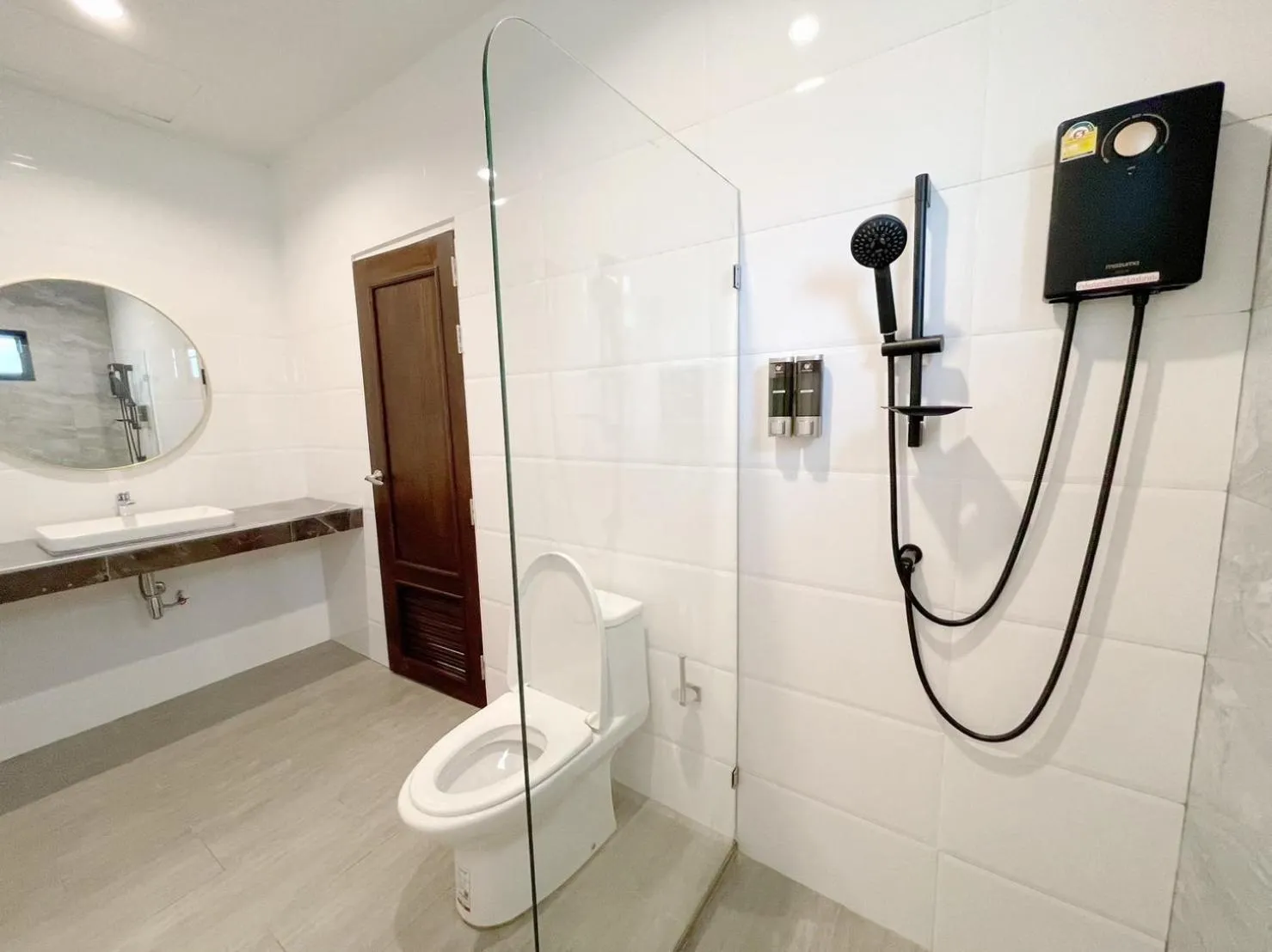 Bathroom in Trat Tara Boutique Hotel