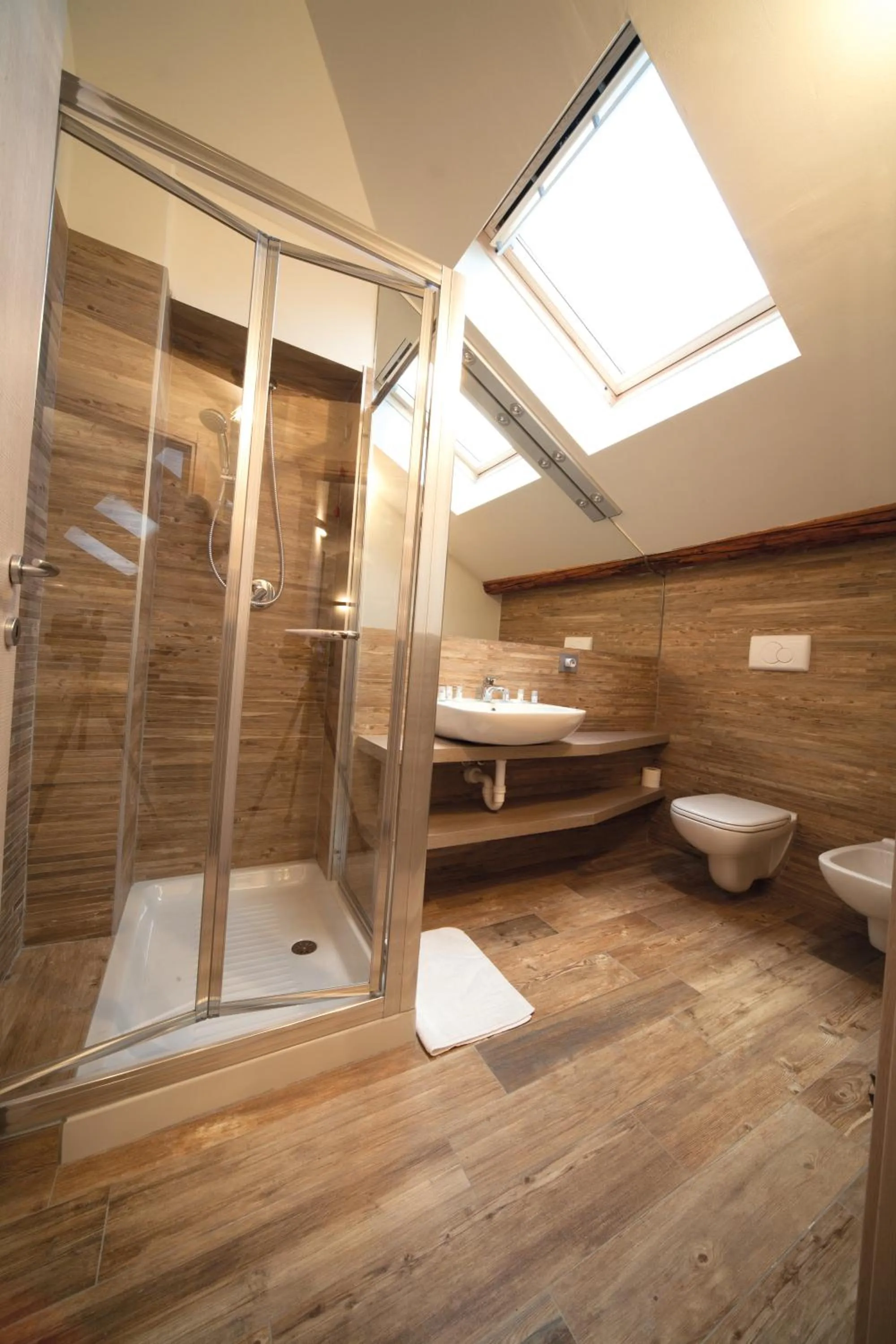 Shower in Amalia Bakery Home