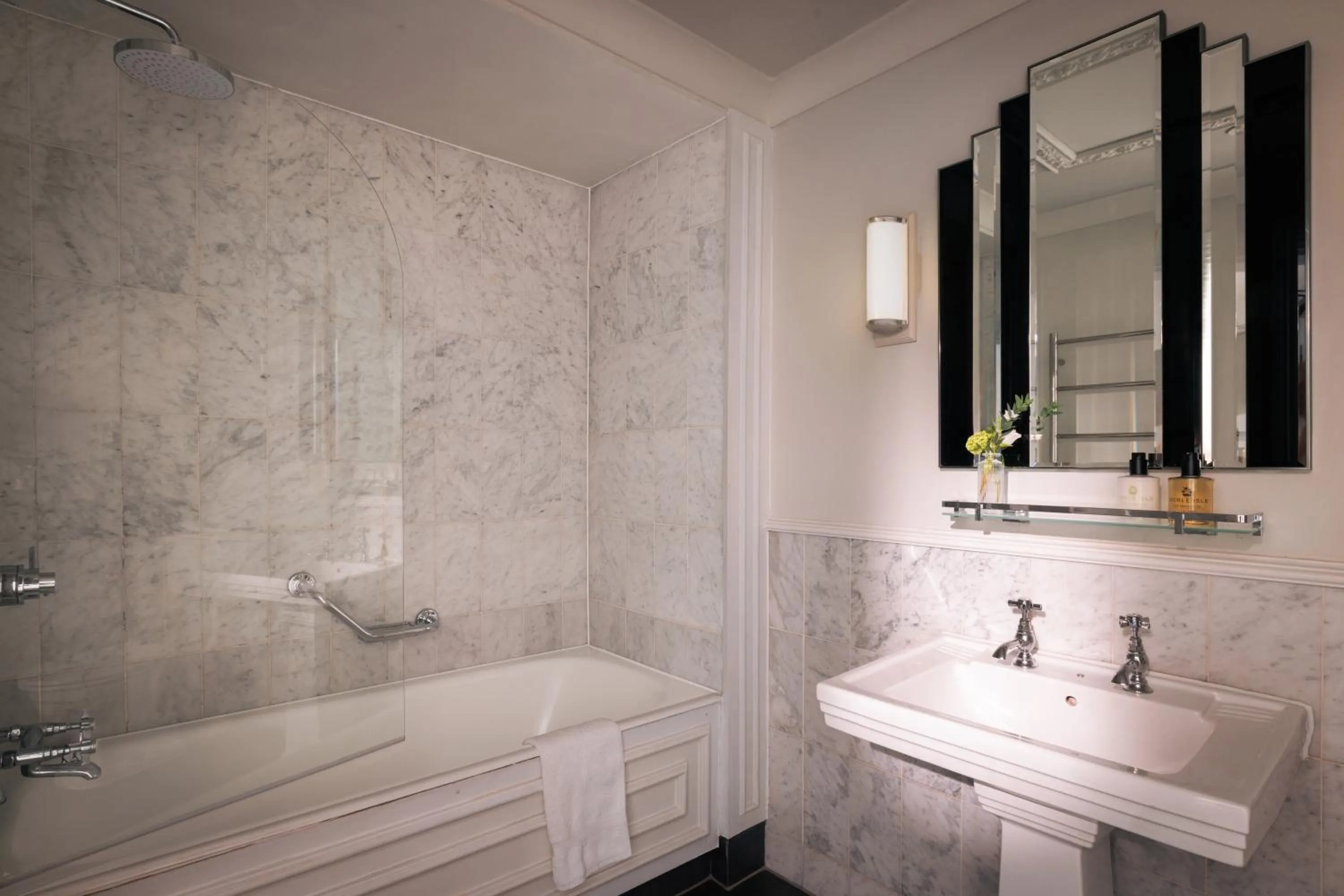 Bathroom in Rookery Hall Hotel & Spa