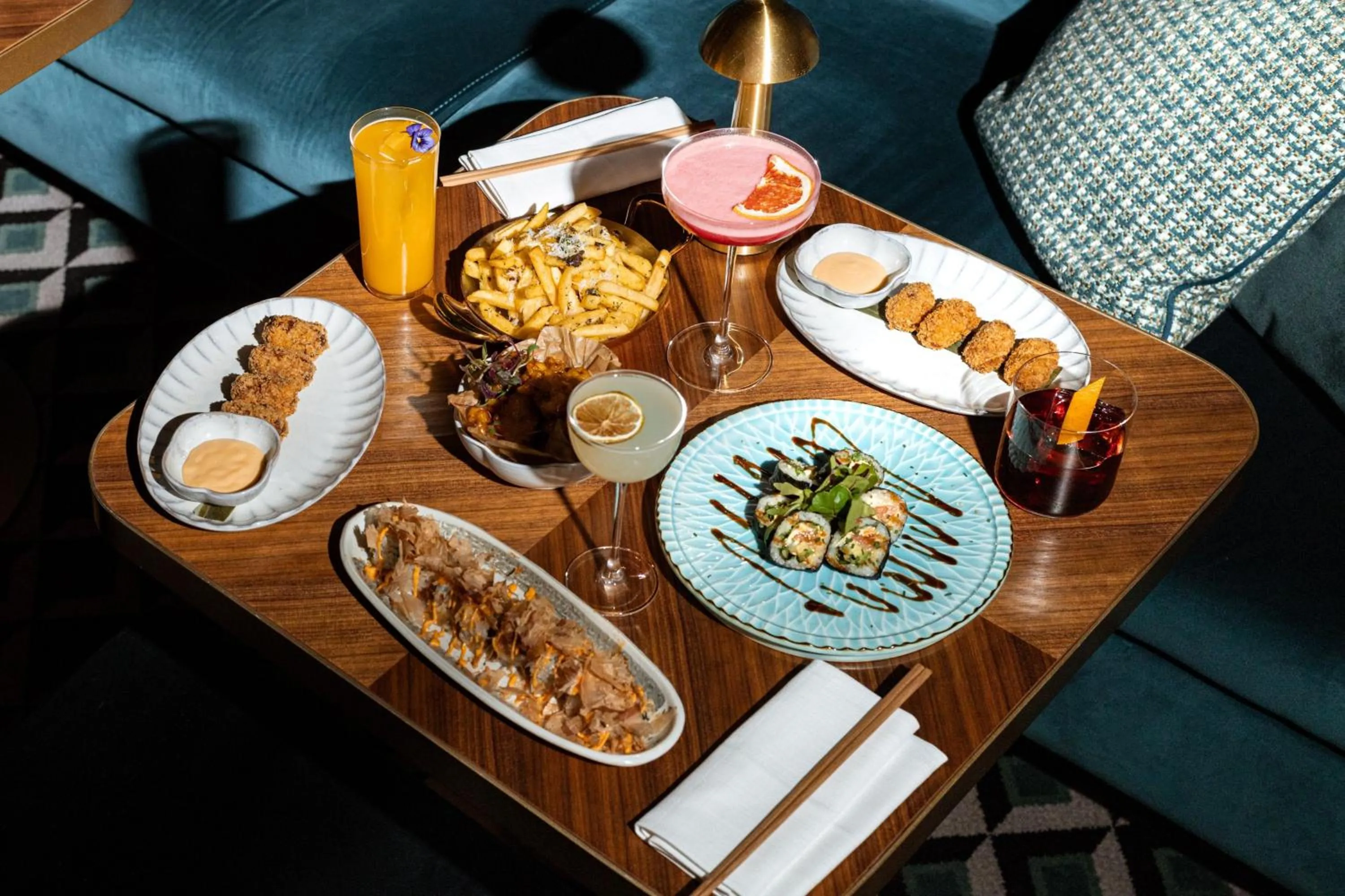 Lounge or bar in W Budapest