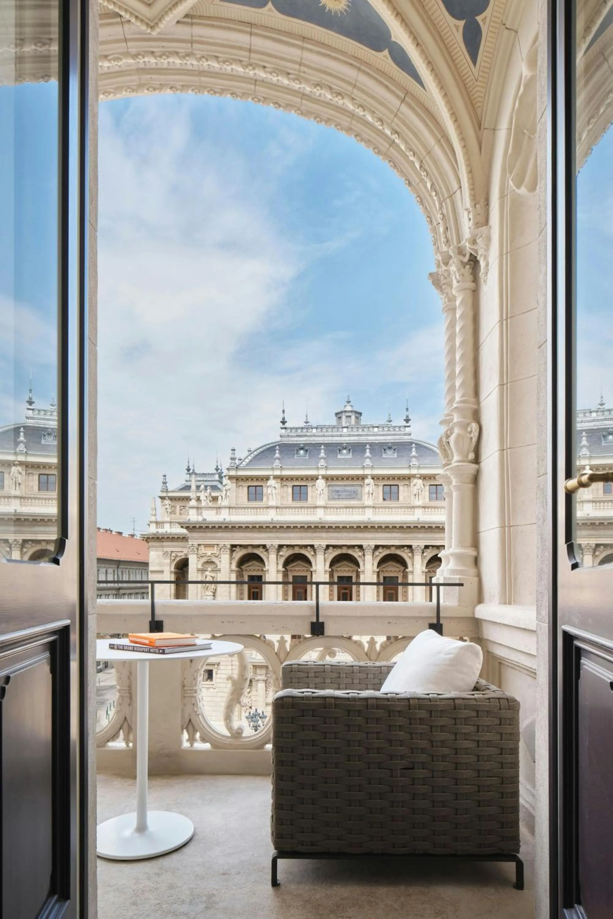 Photo of the whole room in W Budapest