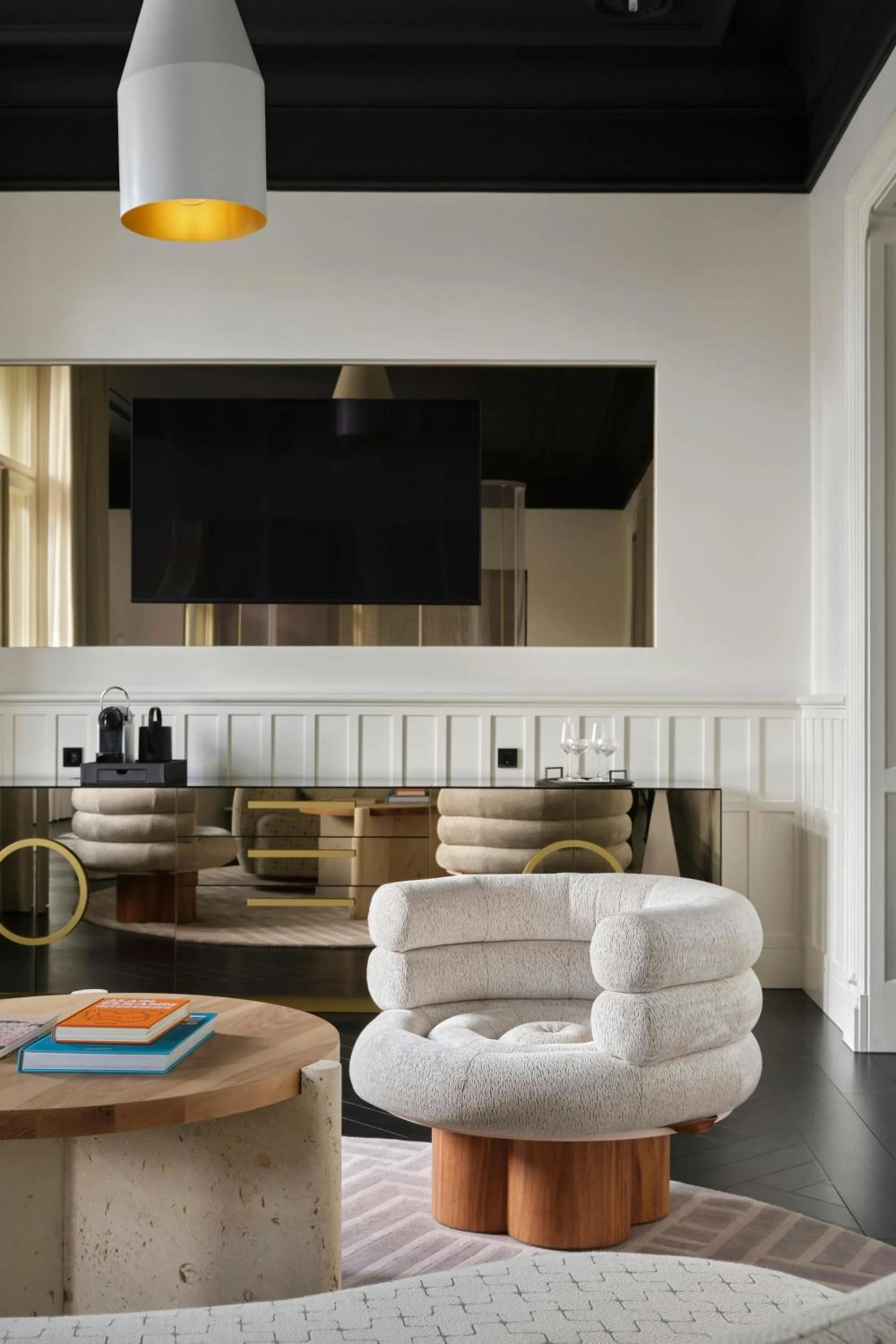 Photo of the whole room in W Budapest