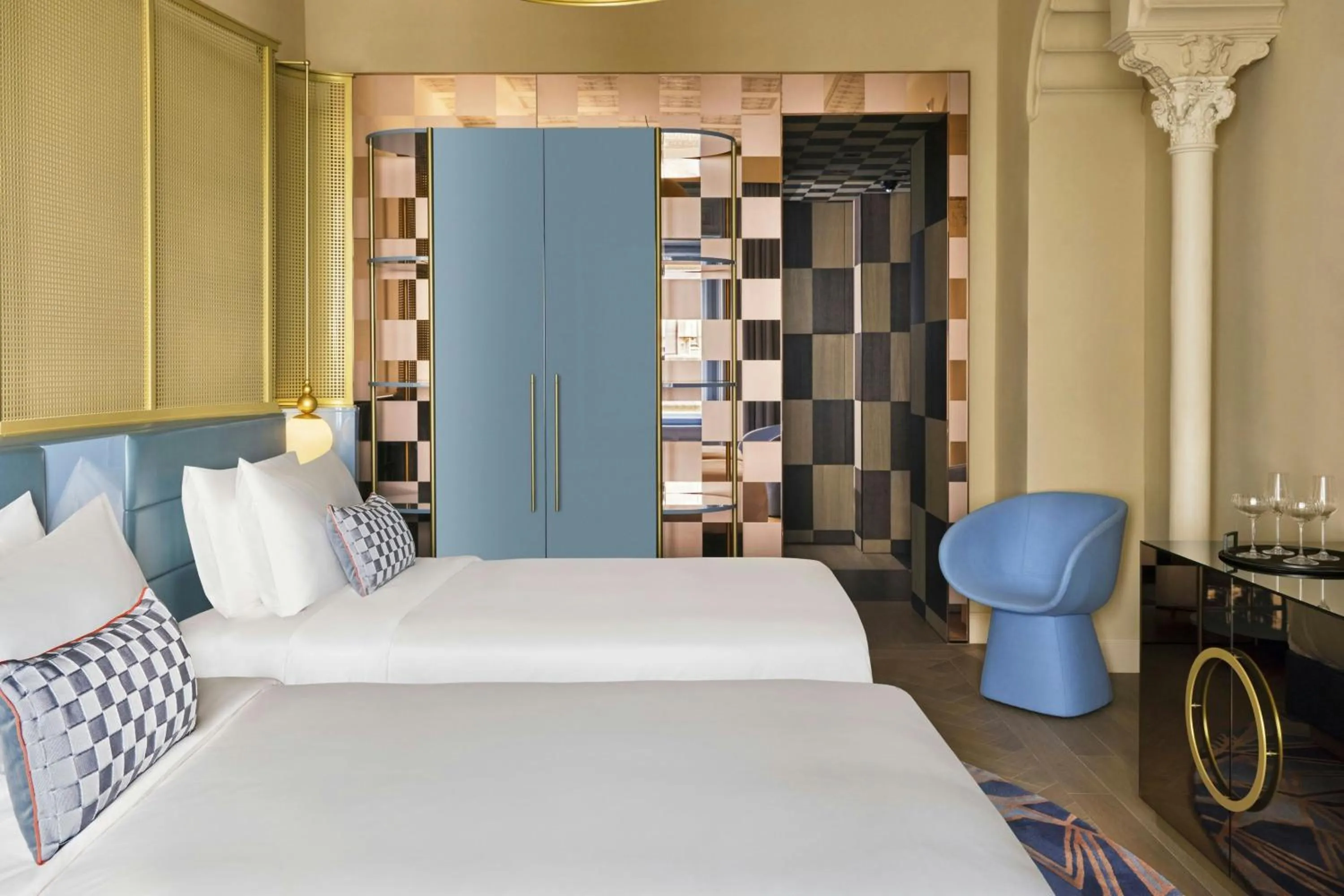 Photo of the whole room, Bed in W Budapest