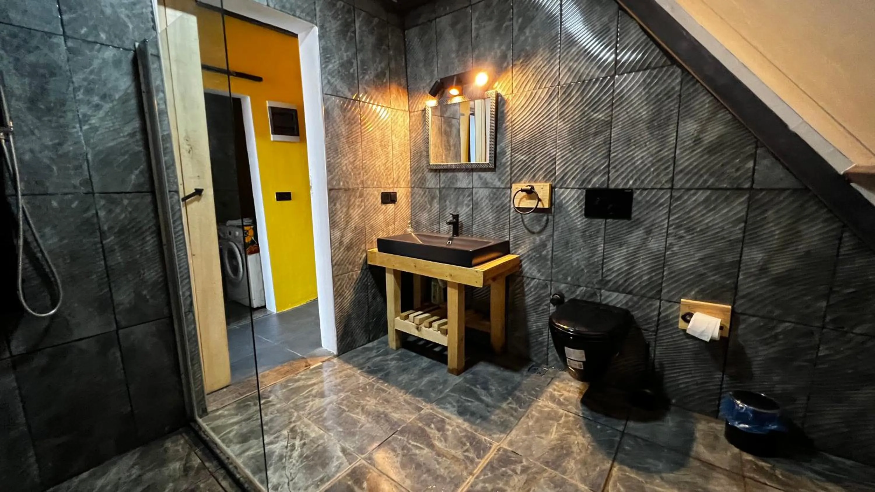 Shower in villa hidden paradise garden