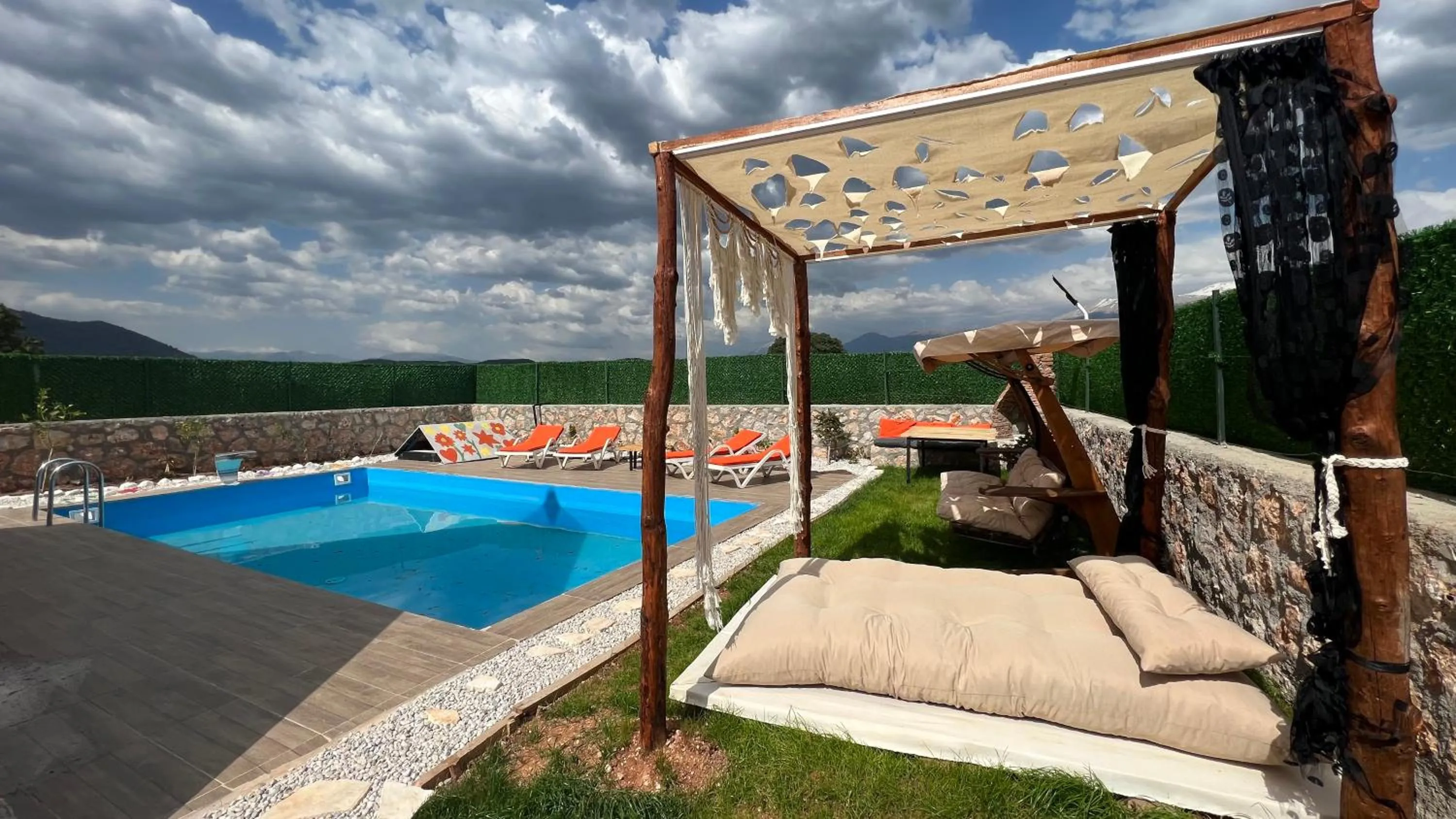 Spa and wellness centre/facilities in villa hidden paradise garden