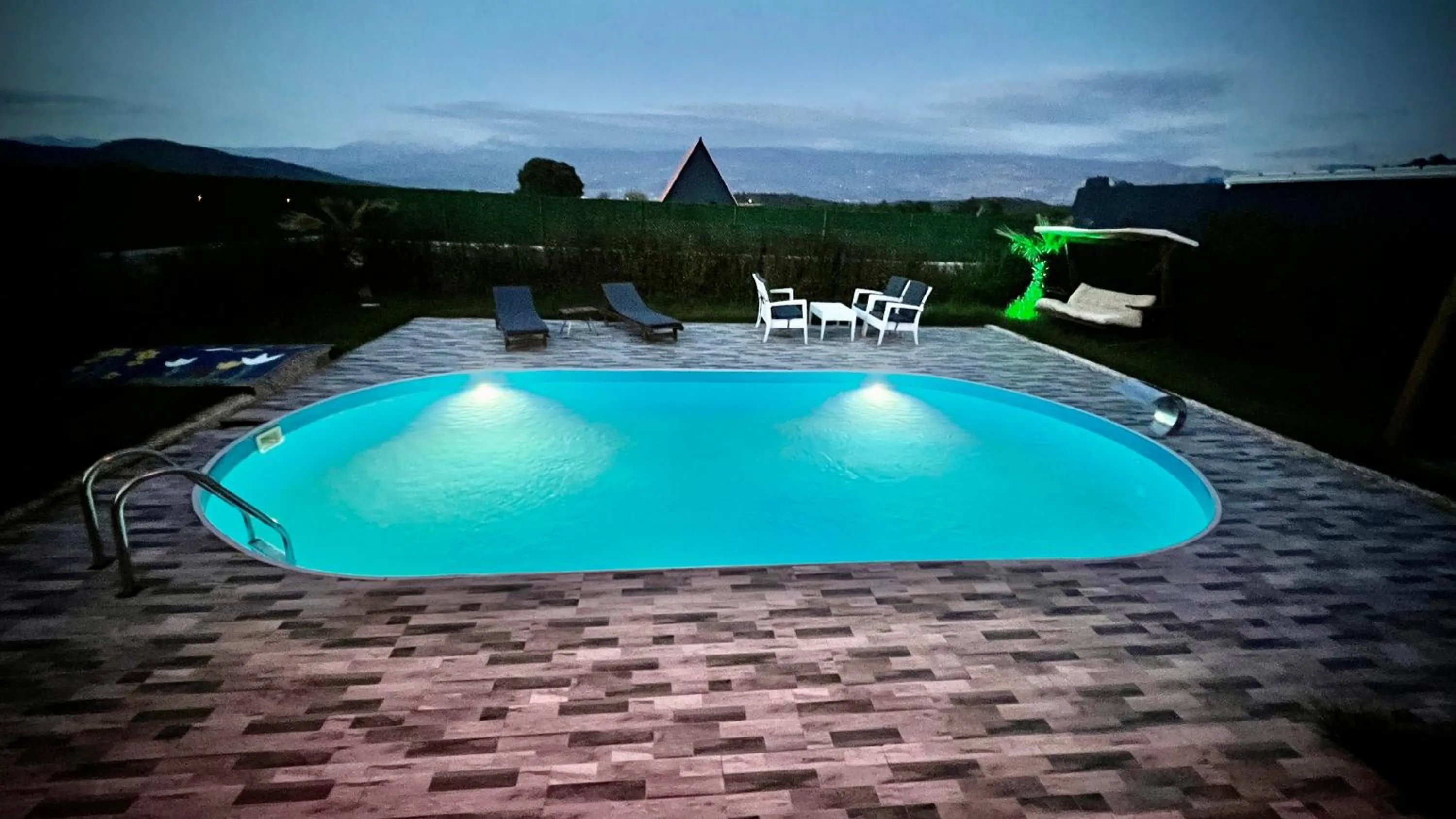 villa hidden paradise garden