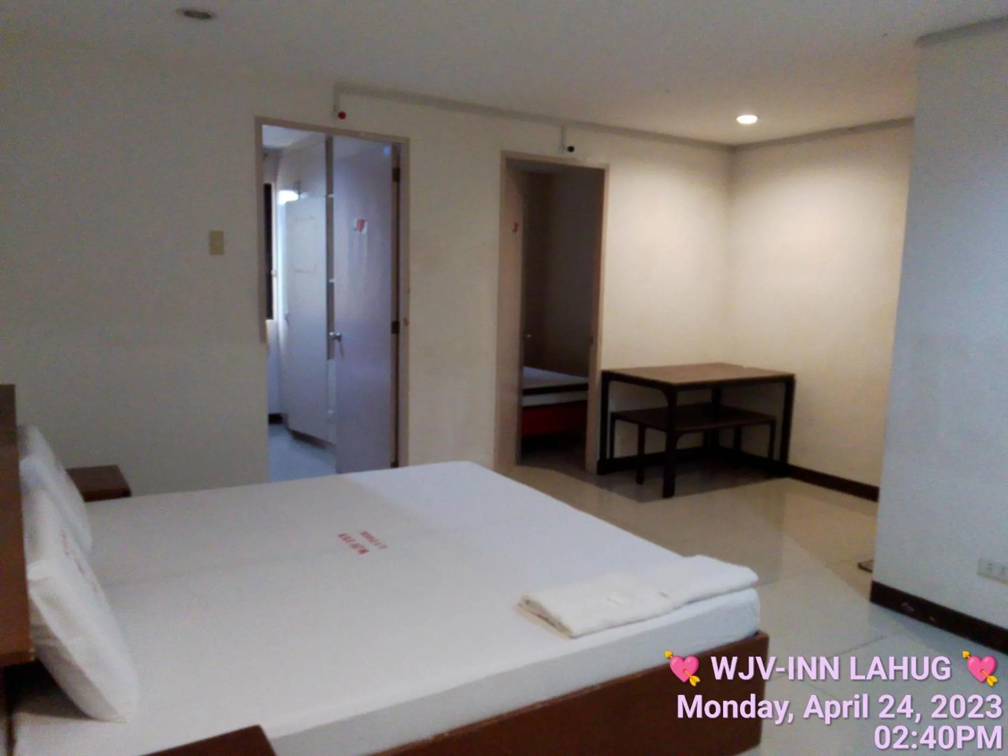 Bed in WJV INN LAHUG