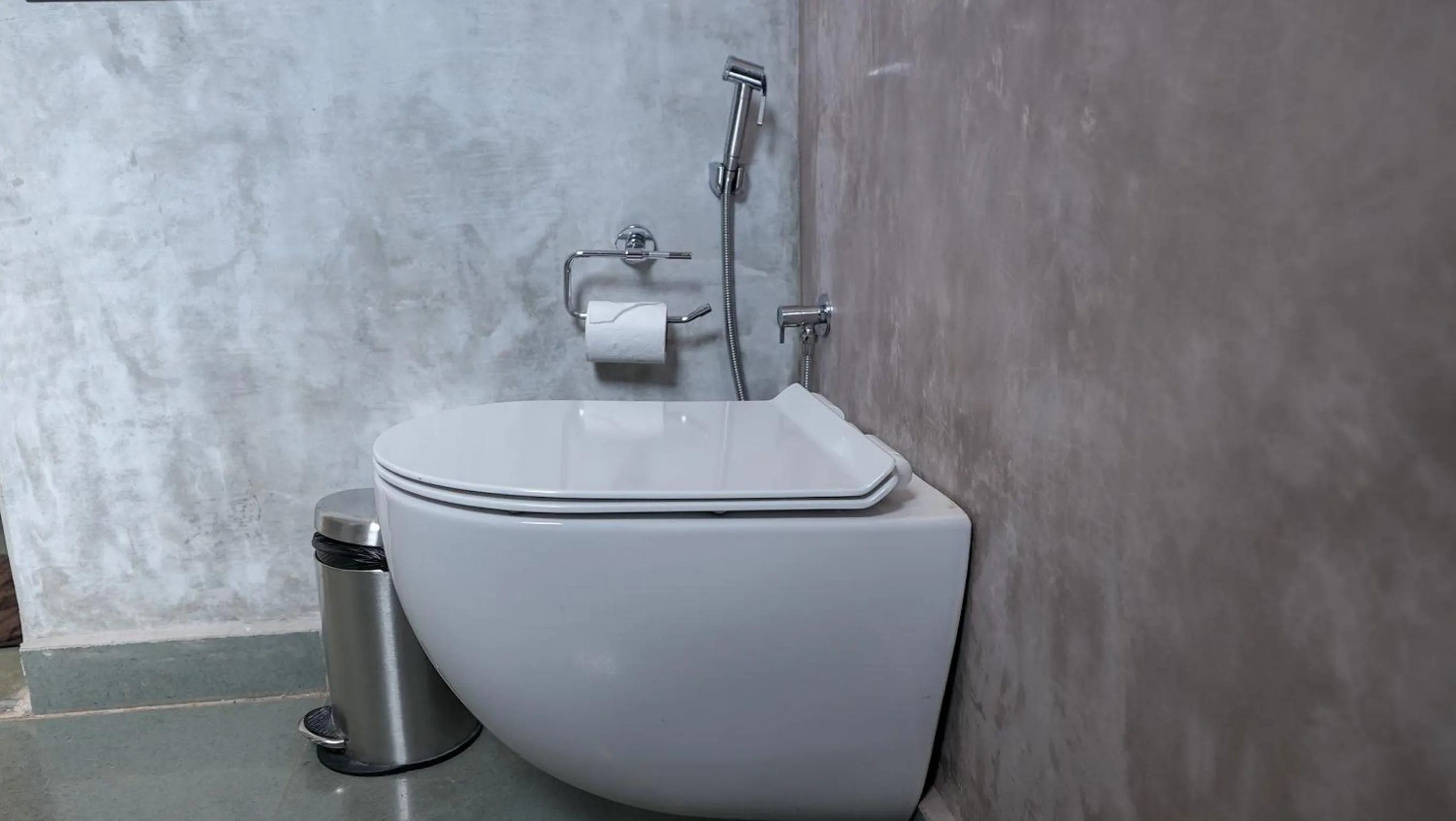 Bathroom in Whiteflower Resort Morjim