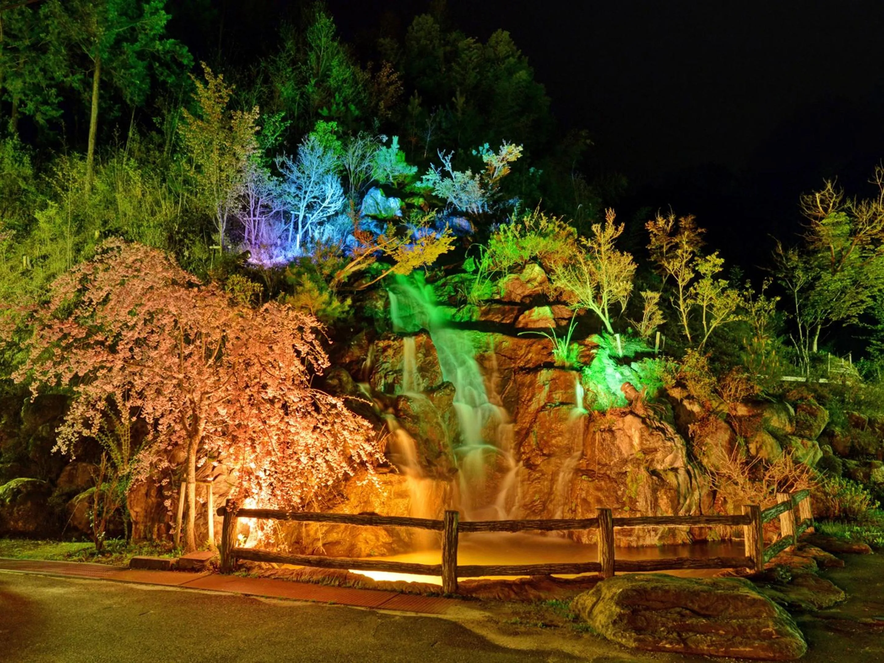 Natural landscape in Fudouonsen Sawaya