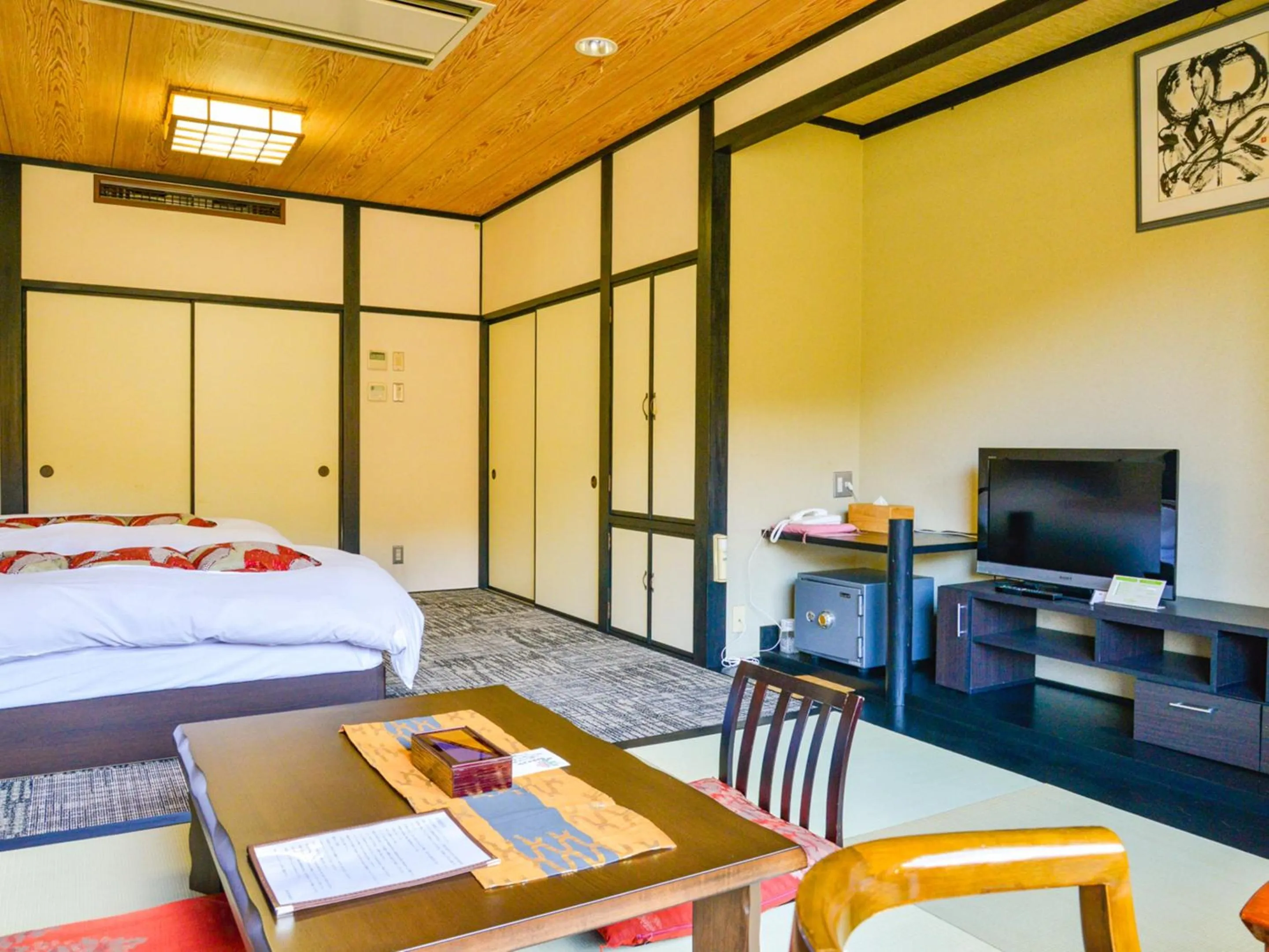 Photo of the whole room, Bed in Fudouonsen Sawaya
