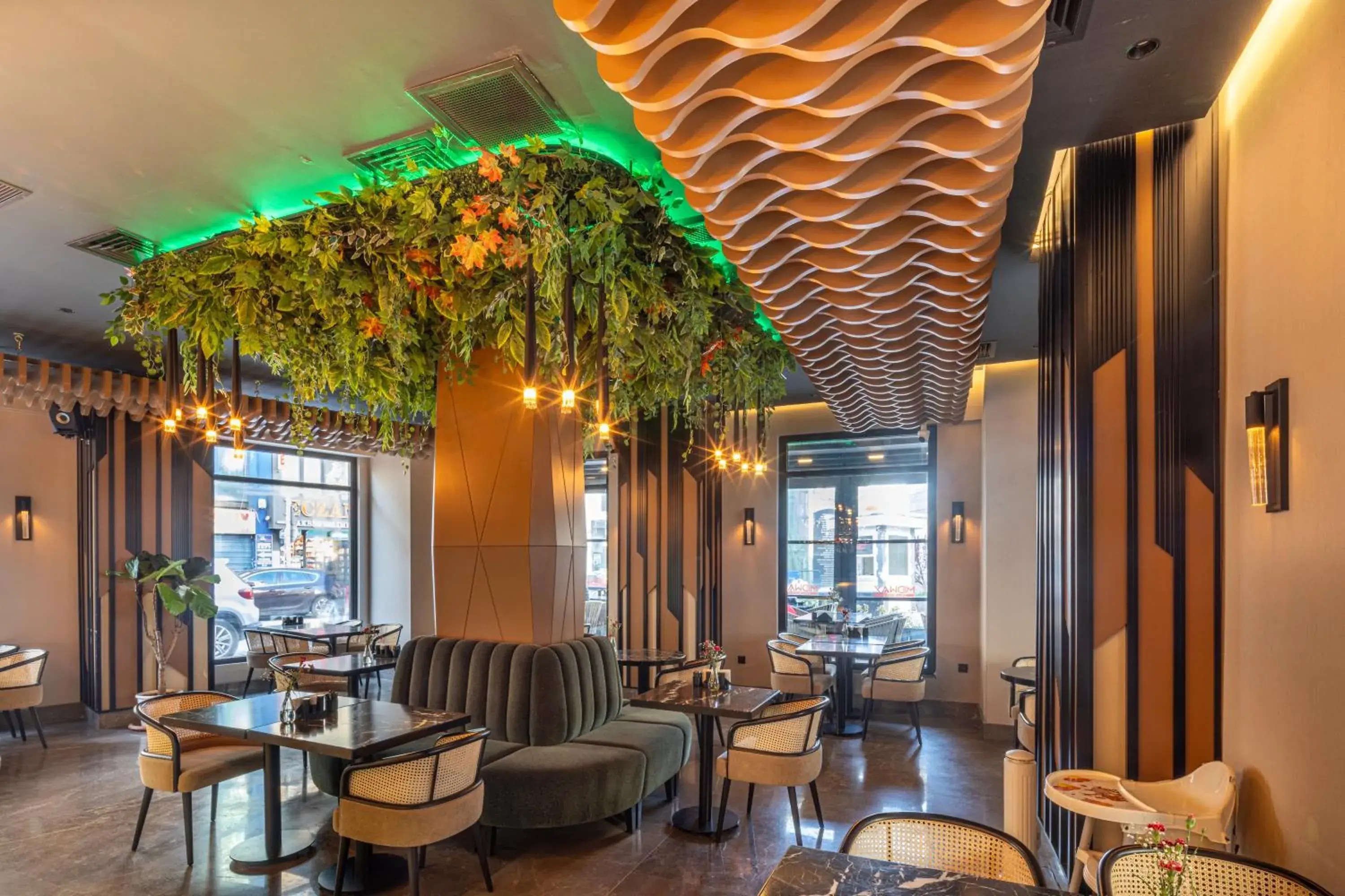 Restaurant/places to eat in THE NEST HOTEL Restaurant/places to eat in THE NEST HOTEL