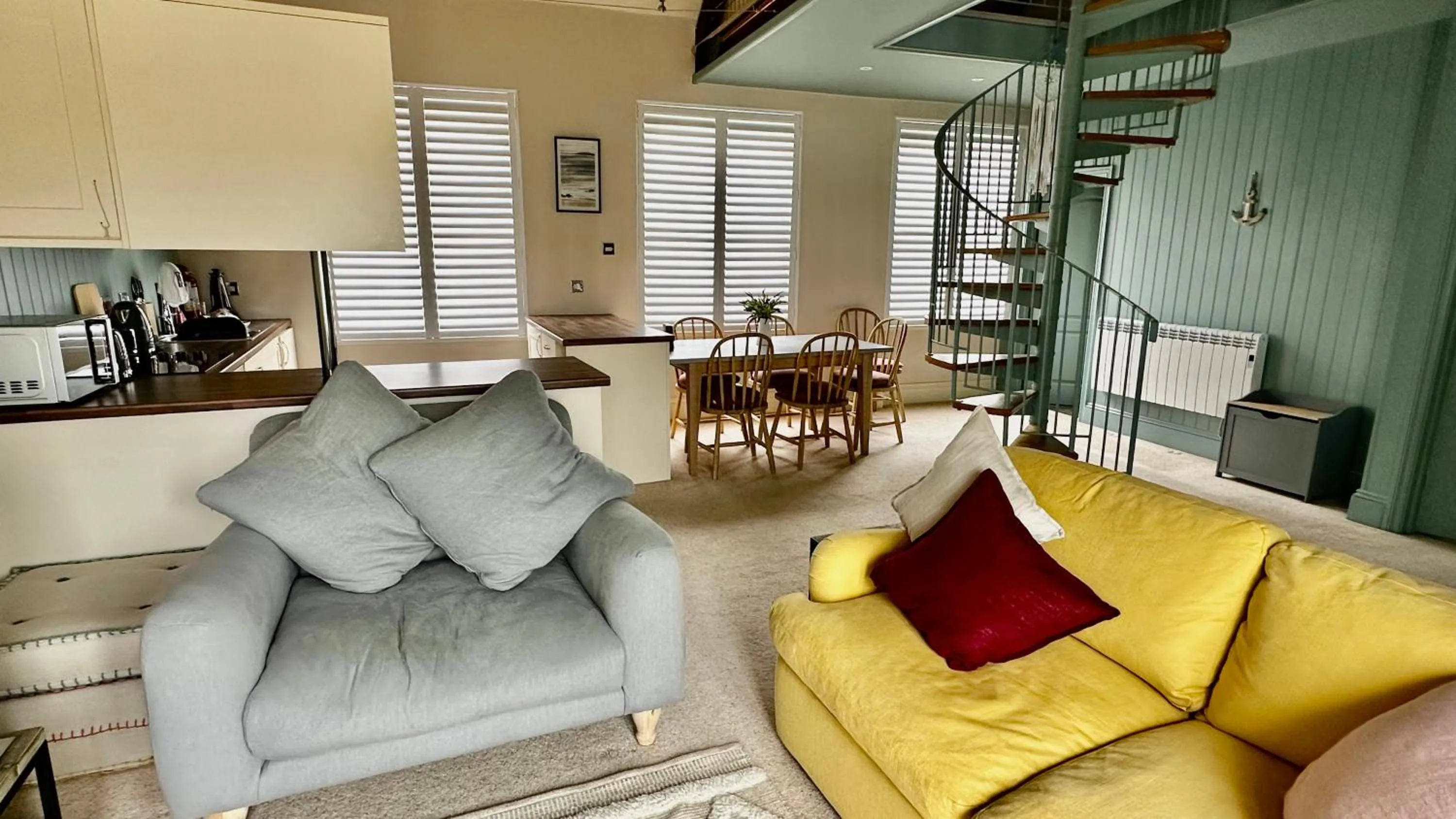 The Captain’s 4 Bed Penthouse