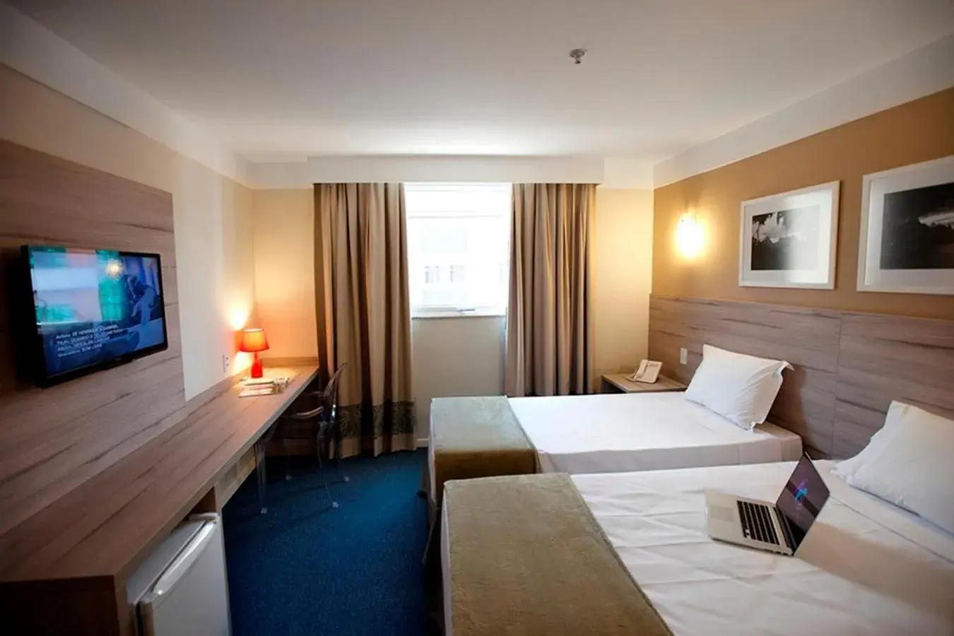 Standard PwD Disability Access - single occupancy - 2 Single Beds in Intercity Teresópolis Standard PwD Disability Access - single occupancy - 2 Single Beds in Intercity Teresópolis