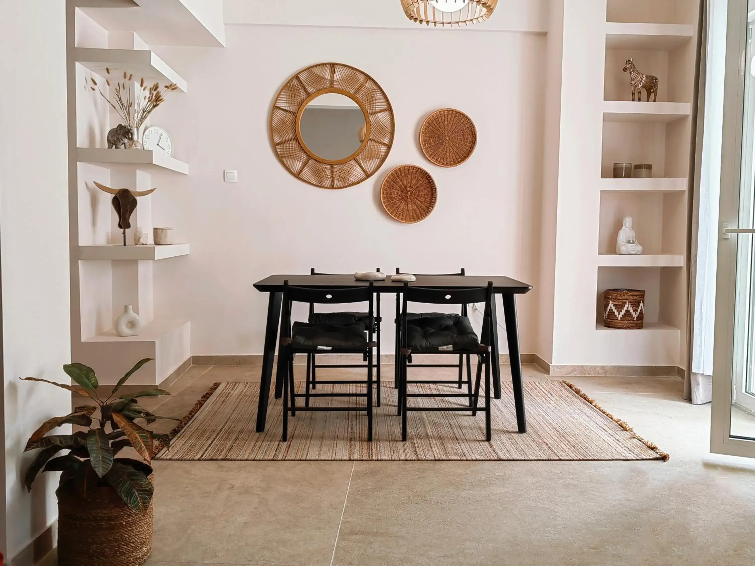Bohemian Apartment in Central Athens Bohemian Apartment in Central Athens