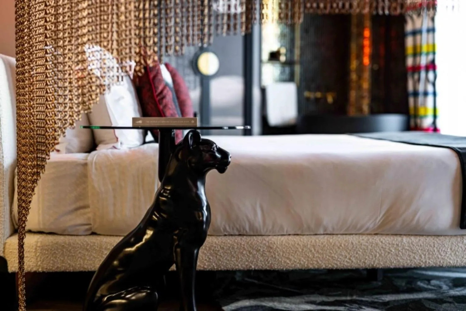 Bed in Upon Angels - Adults Only