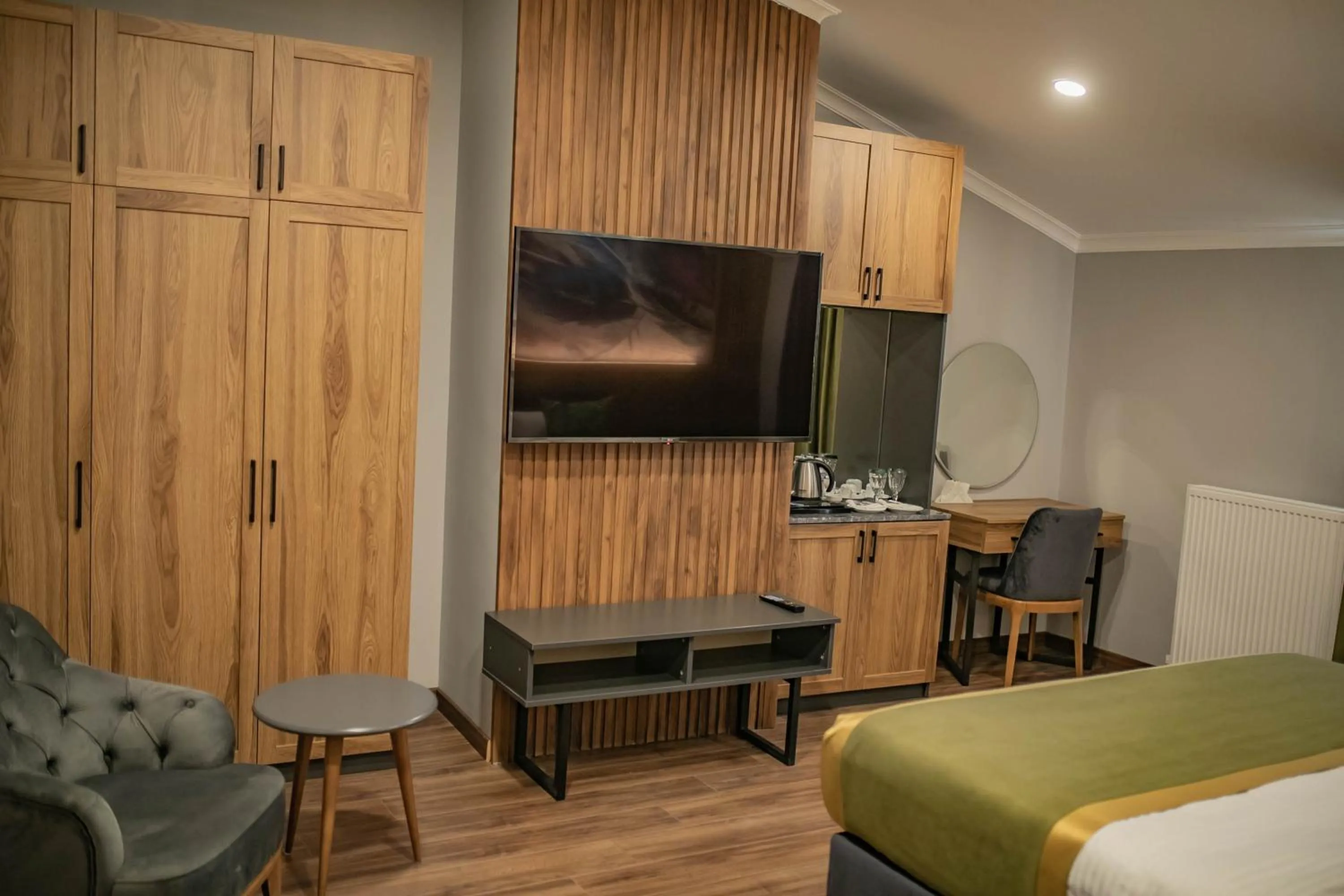 Bed in The Green Oasis Otel Spa