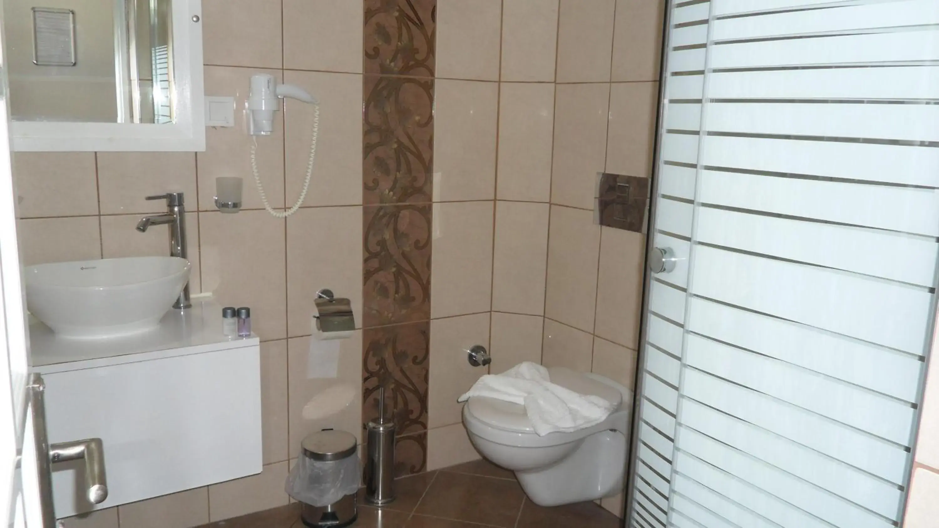 Classic Double Room - single occupancy in Ozukara Apart 1 Classic Double Room - single occupancy in Ozukara Apart 1