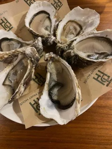 Restaurant/places to eat in The Print House Inn