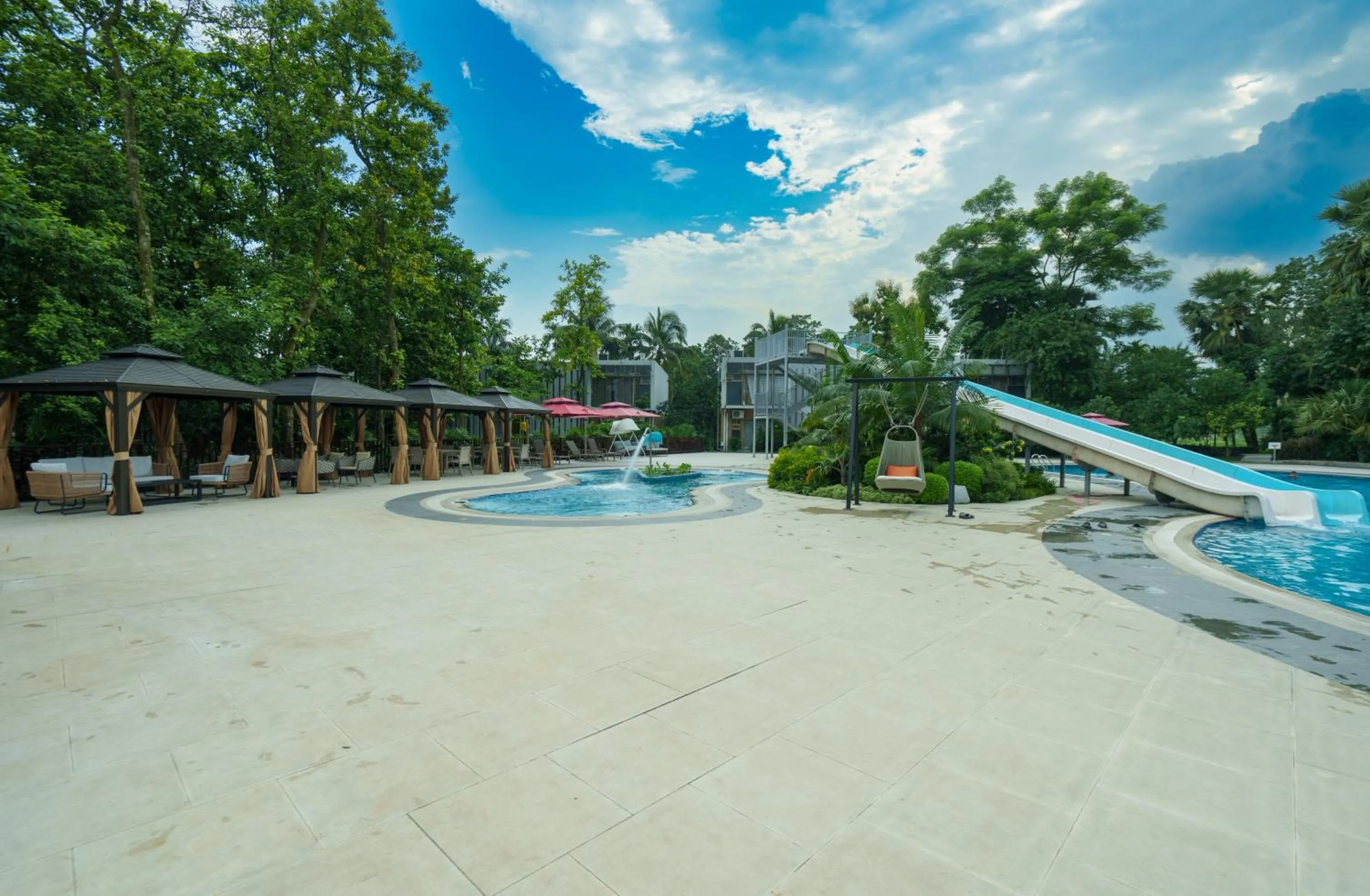 Dream Square Resort