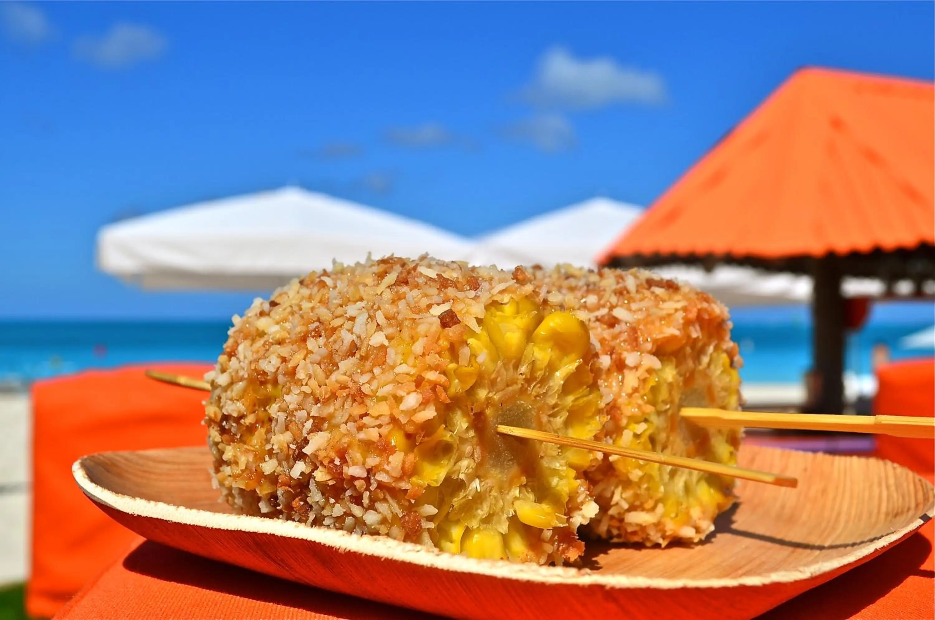 Restaurant/places to eat in West Bay Club