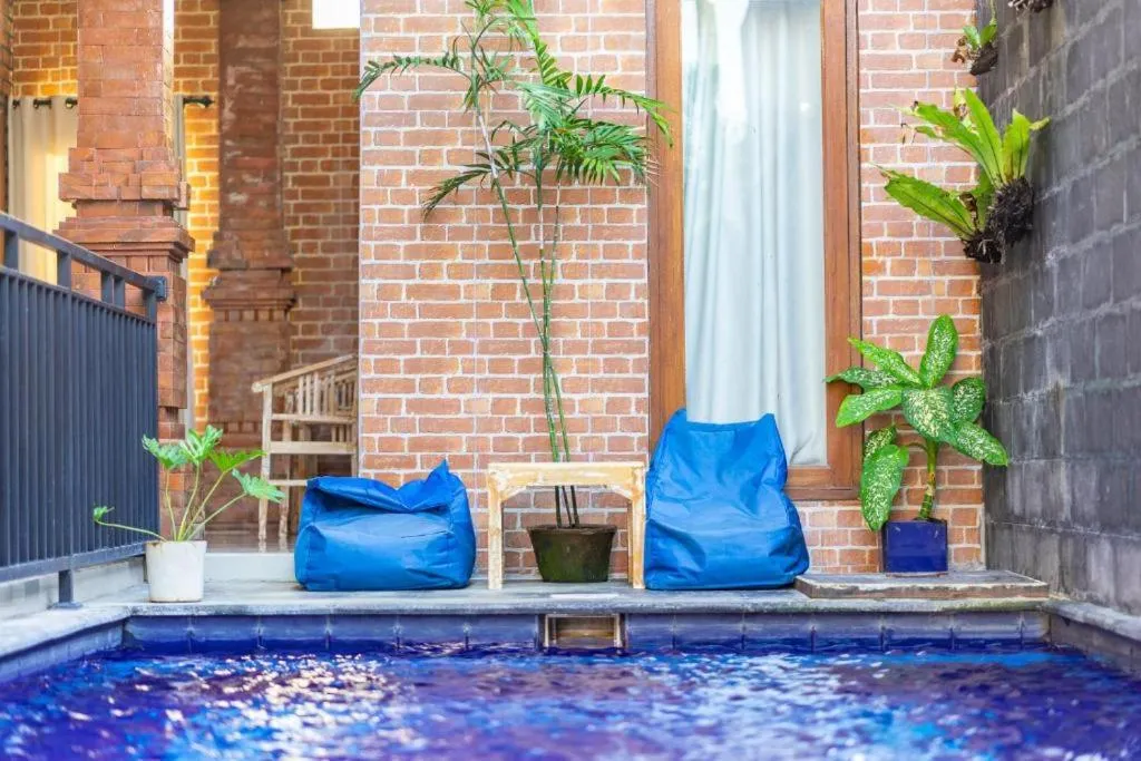 Pondok Lulik Seseh Beach