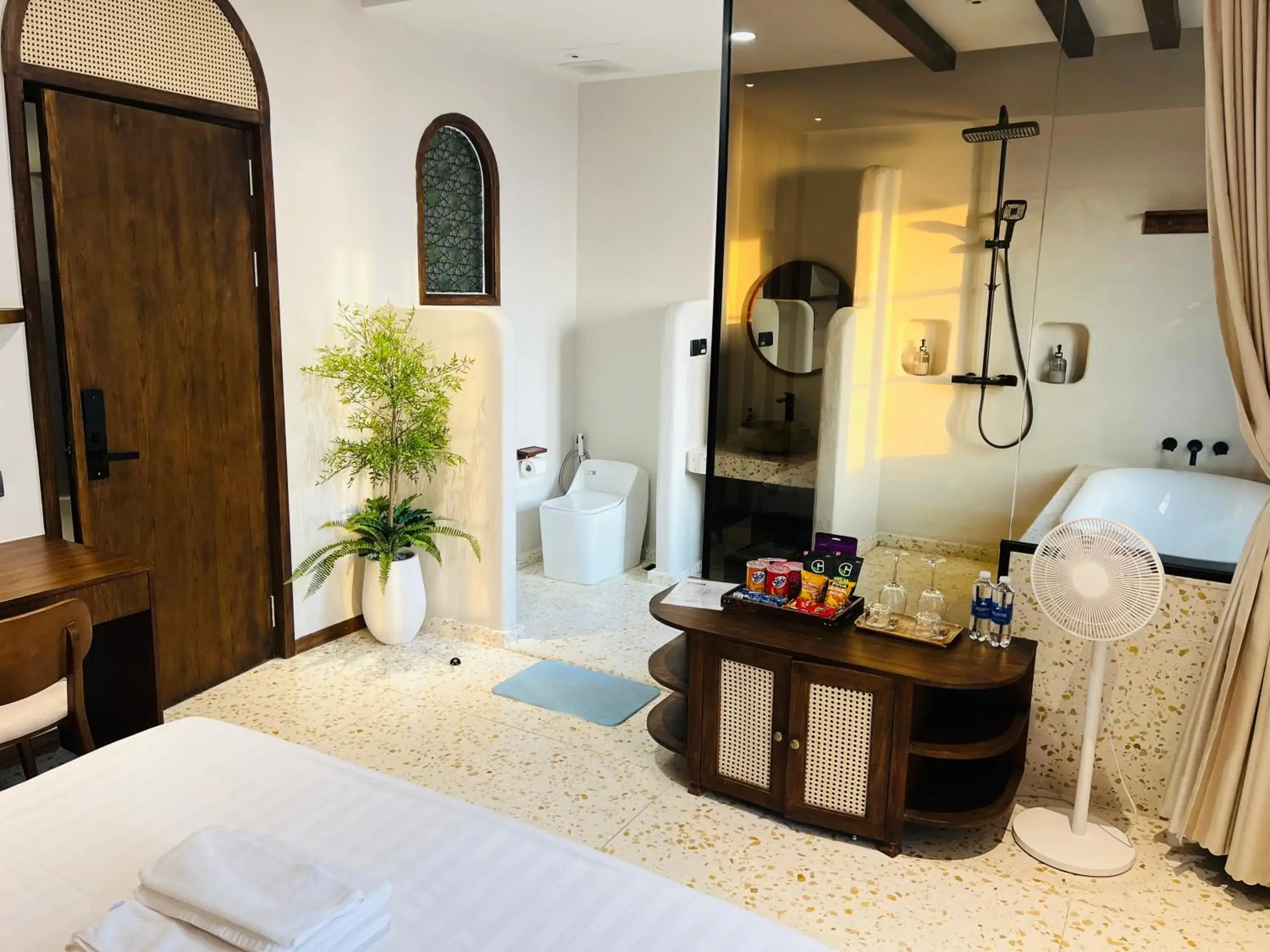 Bed in Lotus Home Cafe Bed in Lotus Home Cafe