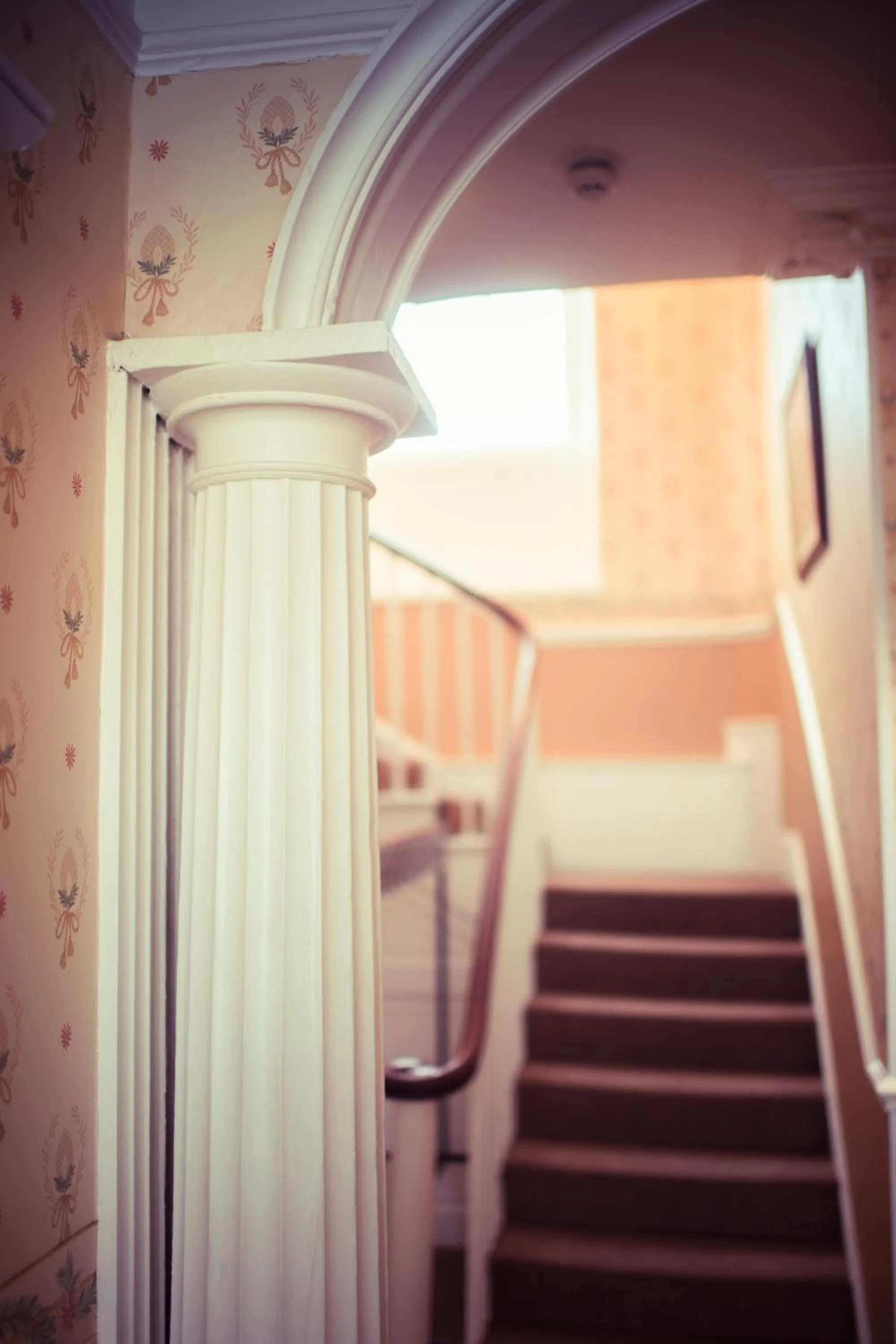 Decorative detail in Richmond Hotel