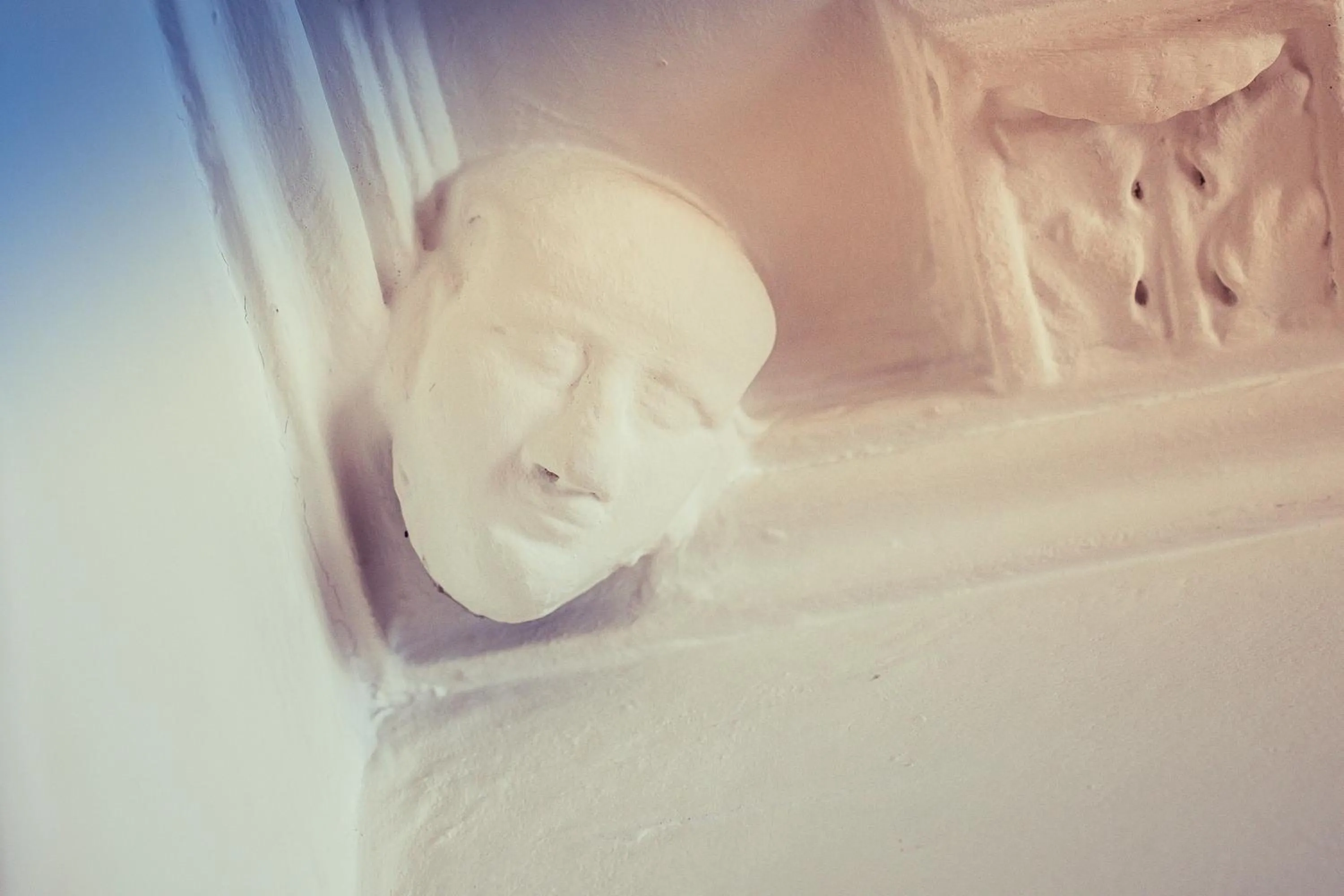 Decorative detail in Richmond Hotel