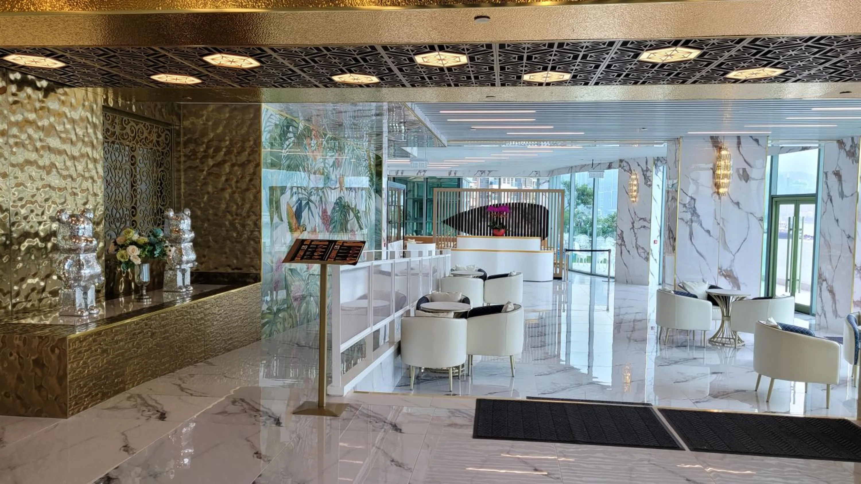 Lobby or reception in Grand Bay View Hotel