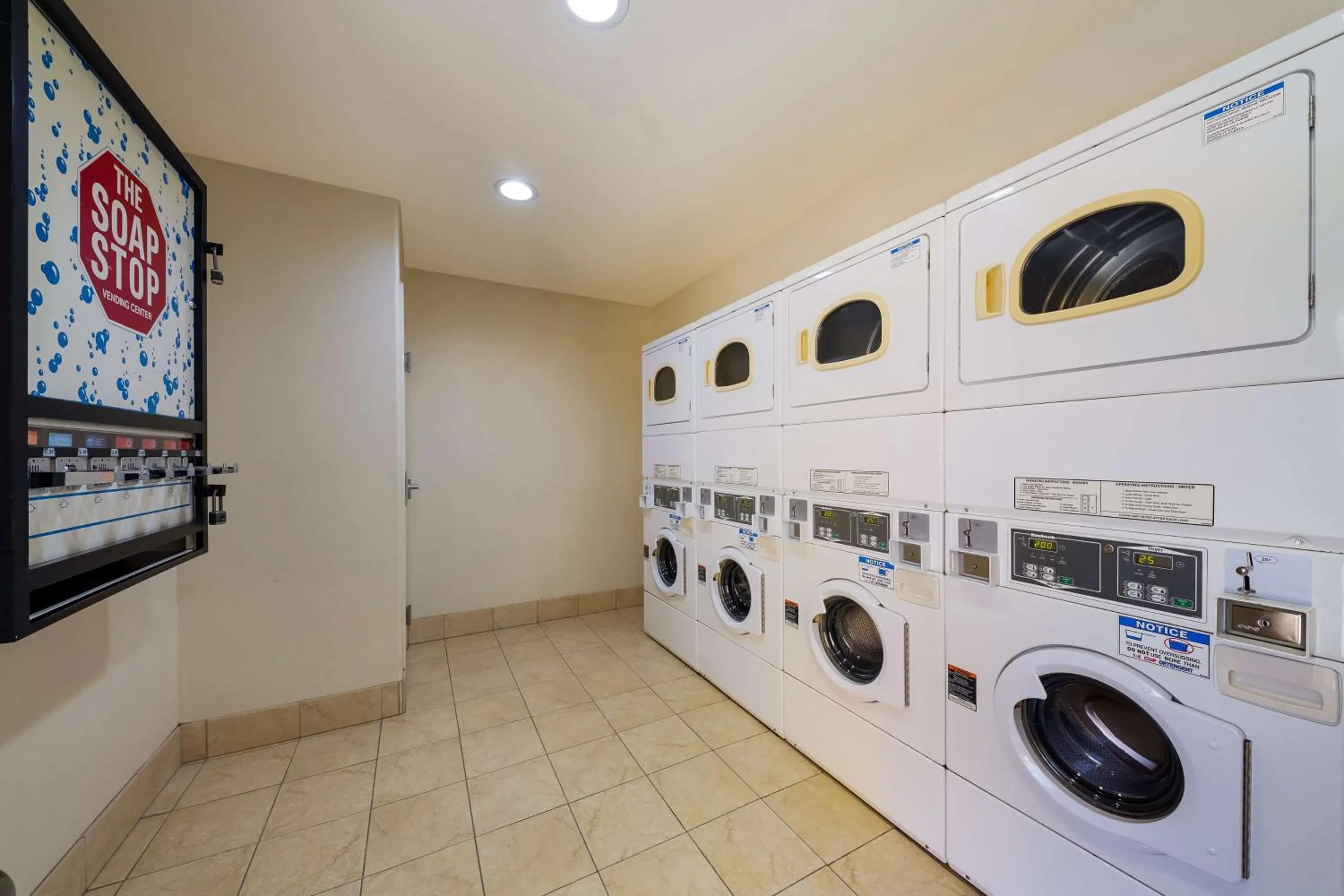 laundry in Best Western Inn & Suites Lemoore