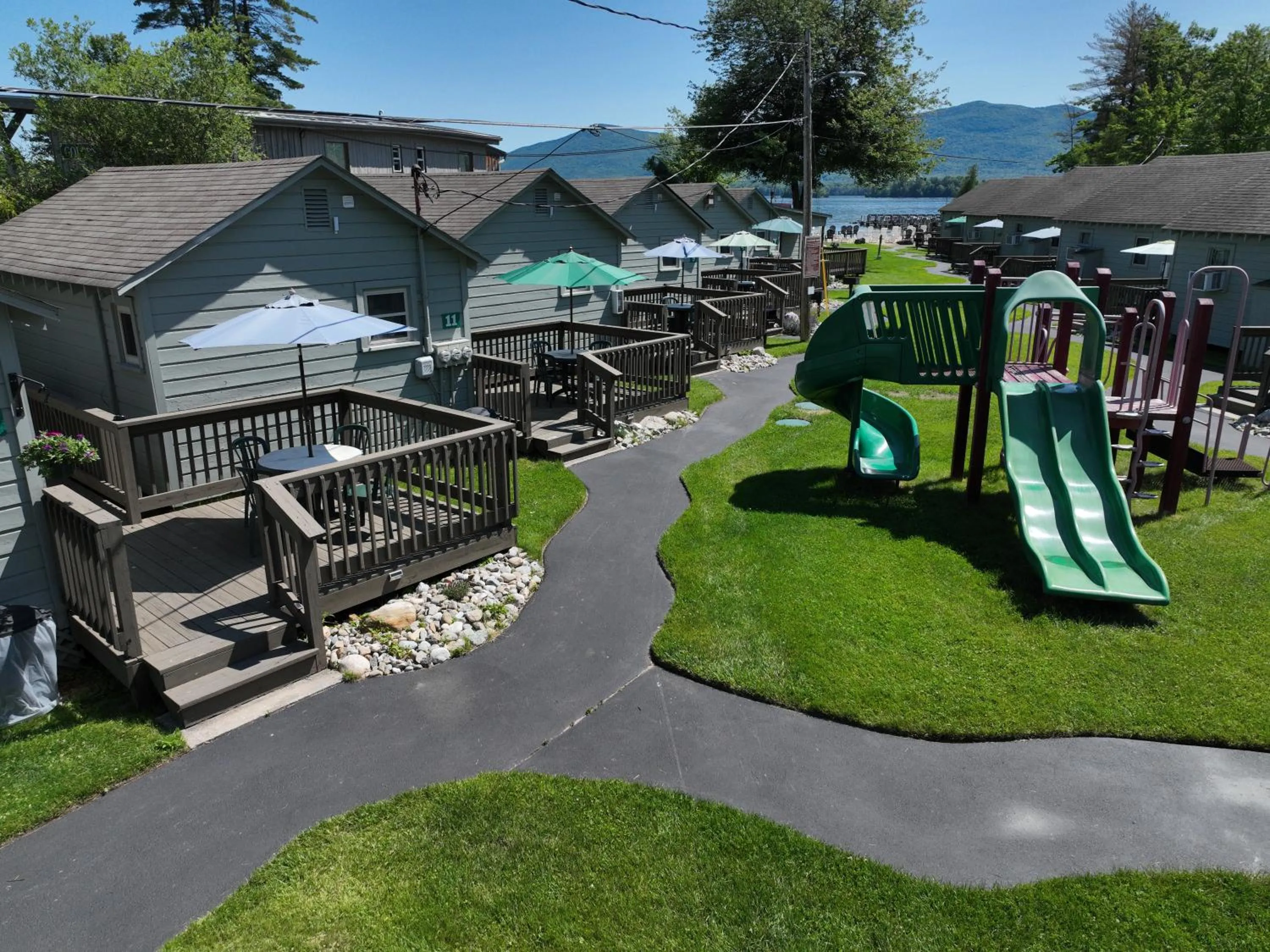Lake George Diamond Cove Cottages, Cabins, & Hotel