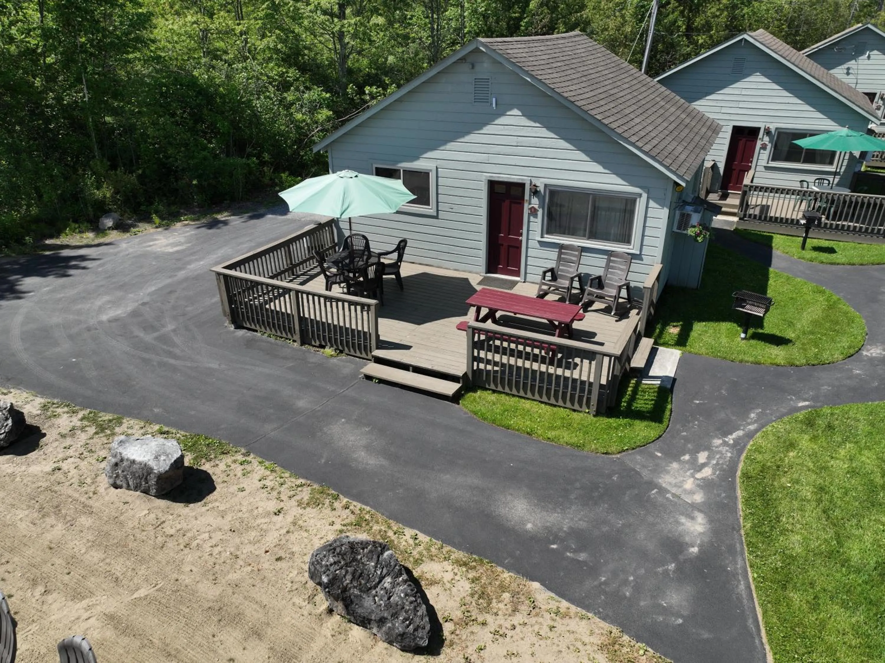 Lake George Diamond Cove Cottages, Cabins, & Hotel