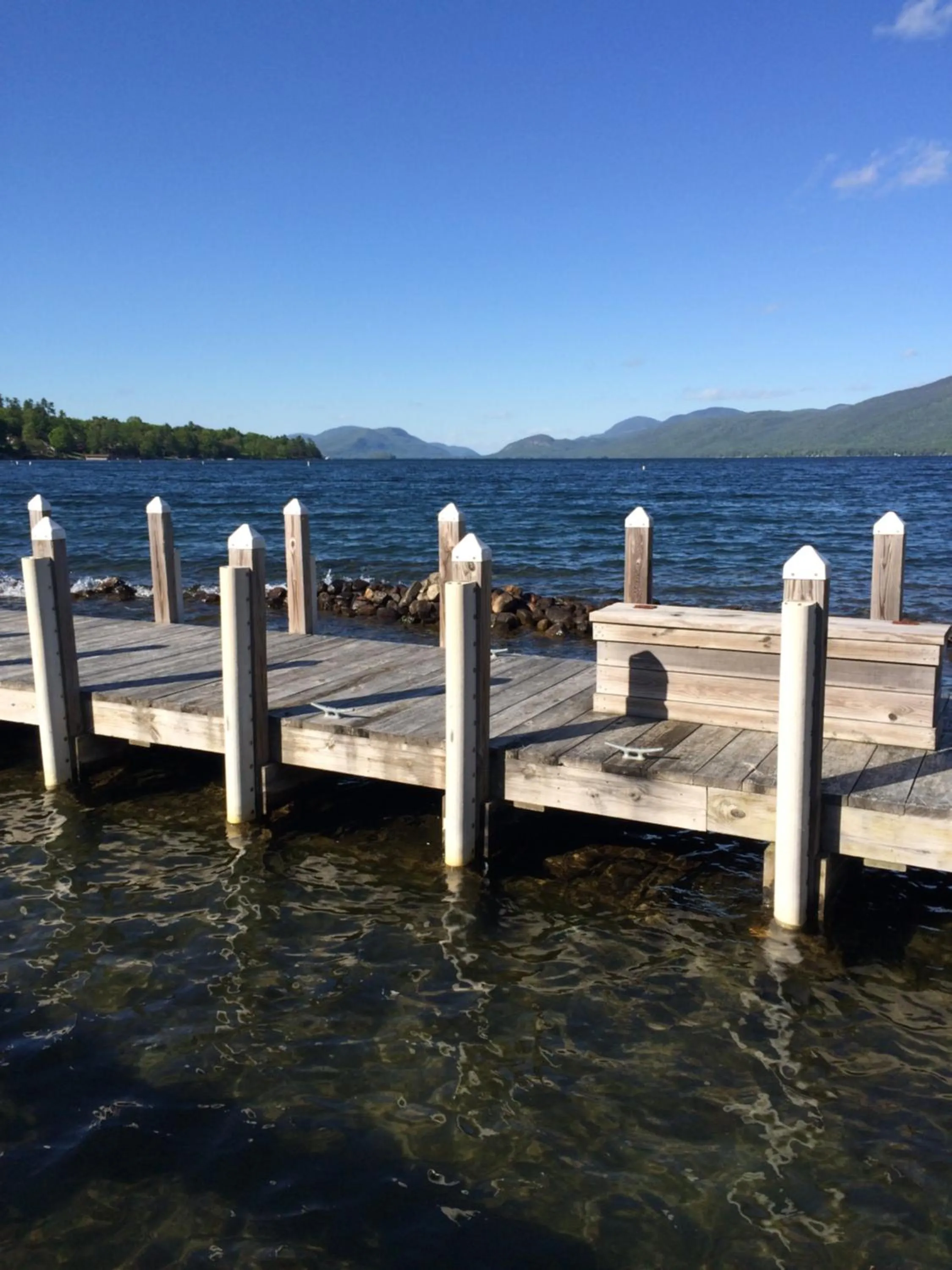 Lake George Diamond Cove Cottages, Cabins, & Hotel