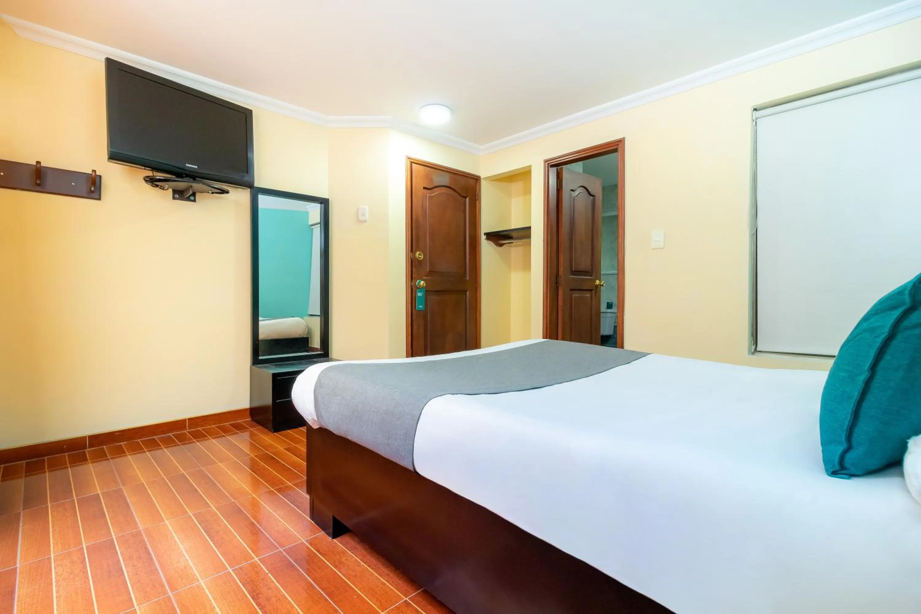 Bed in Hotel Ayenda Normandy