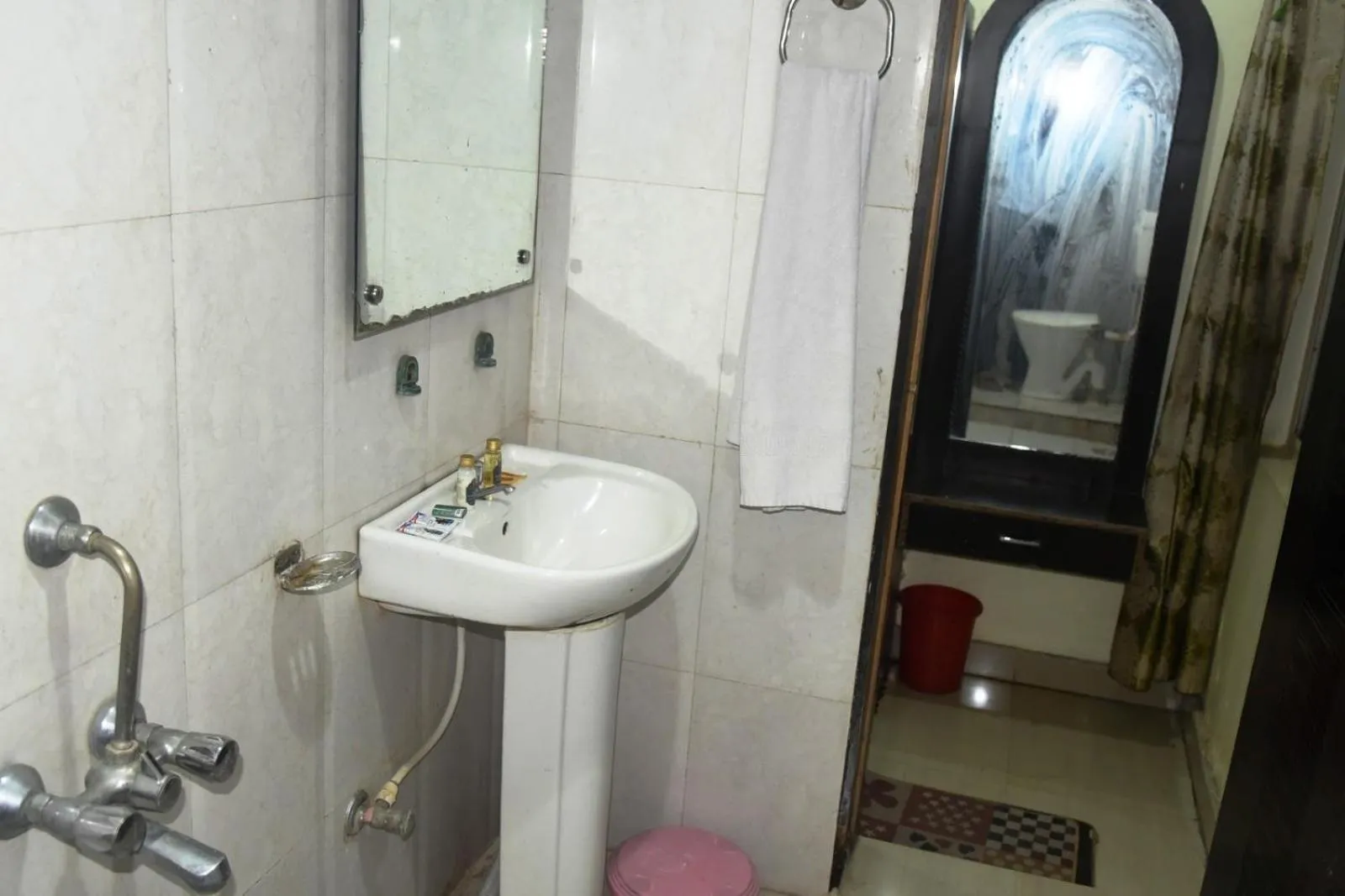 Bathroom in Hotel Udika Palace