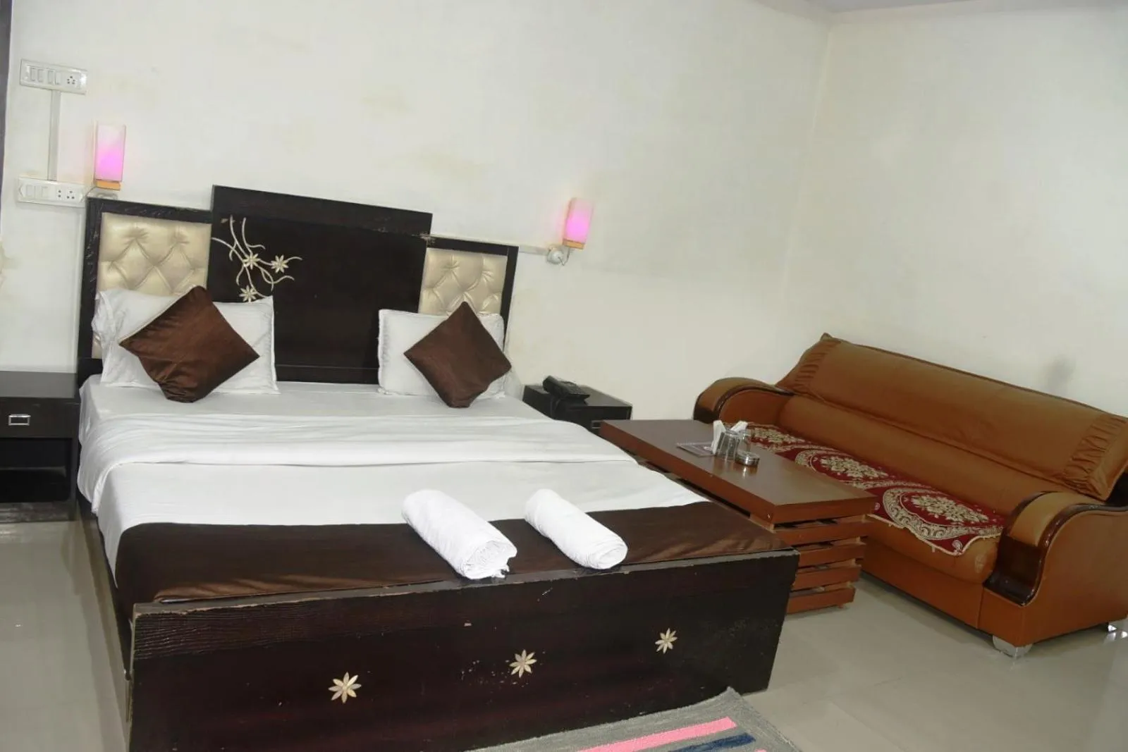 Bed in Hotel Udika Palace