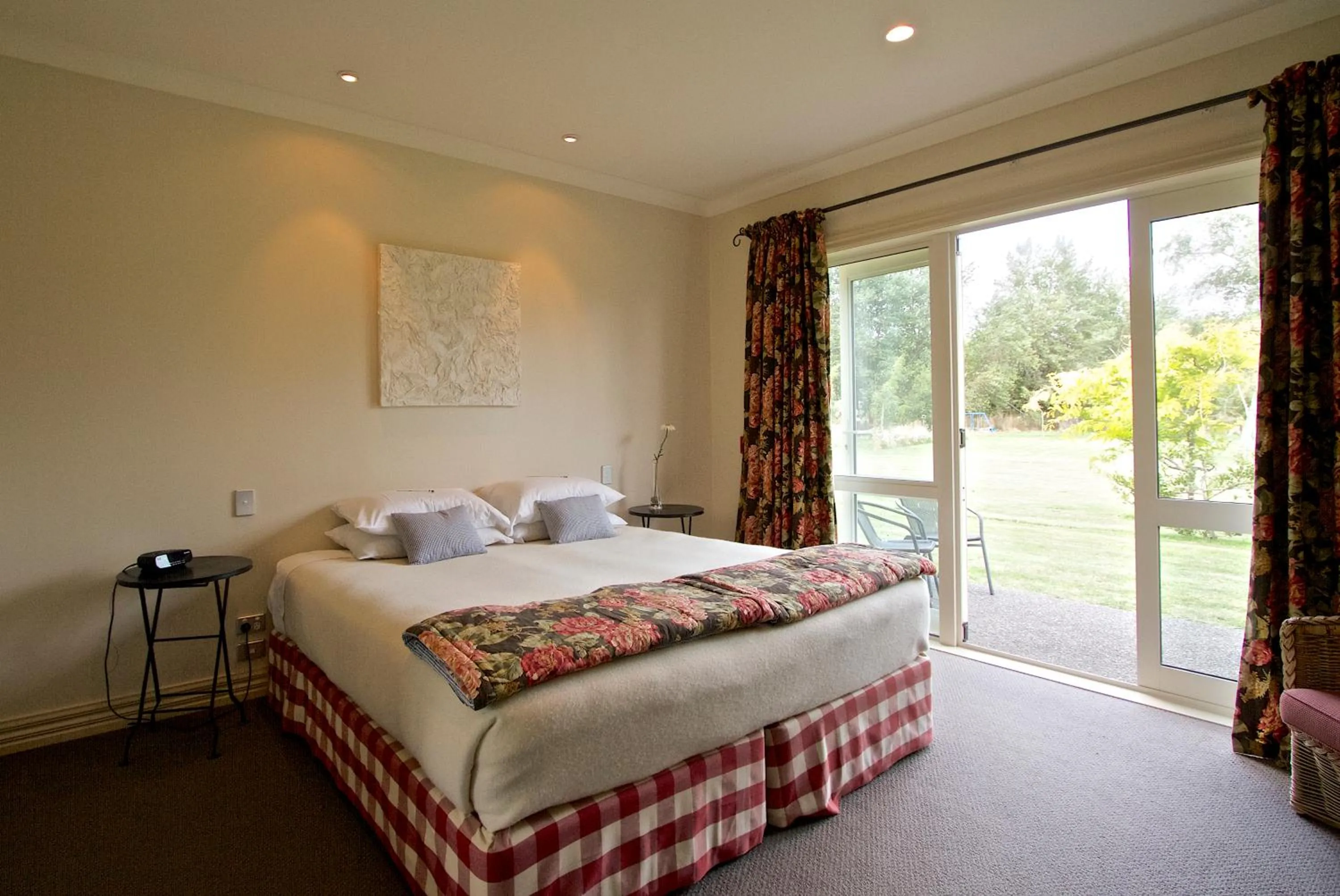 Bedroom, Bed in Ruapehu Country Lodge