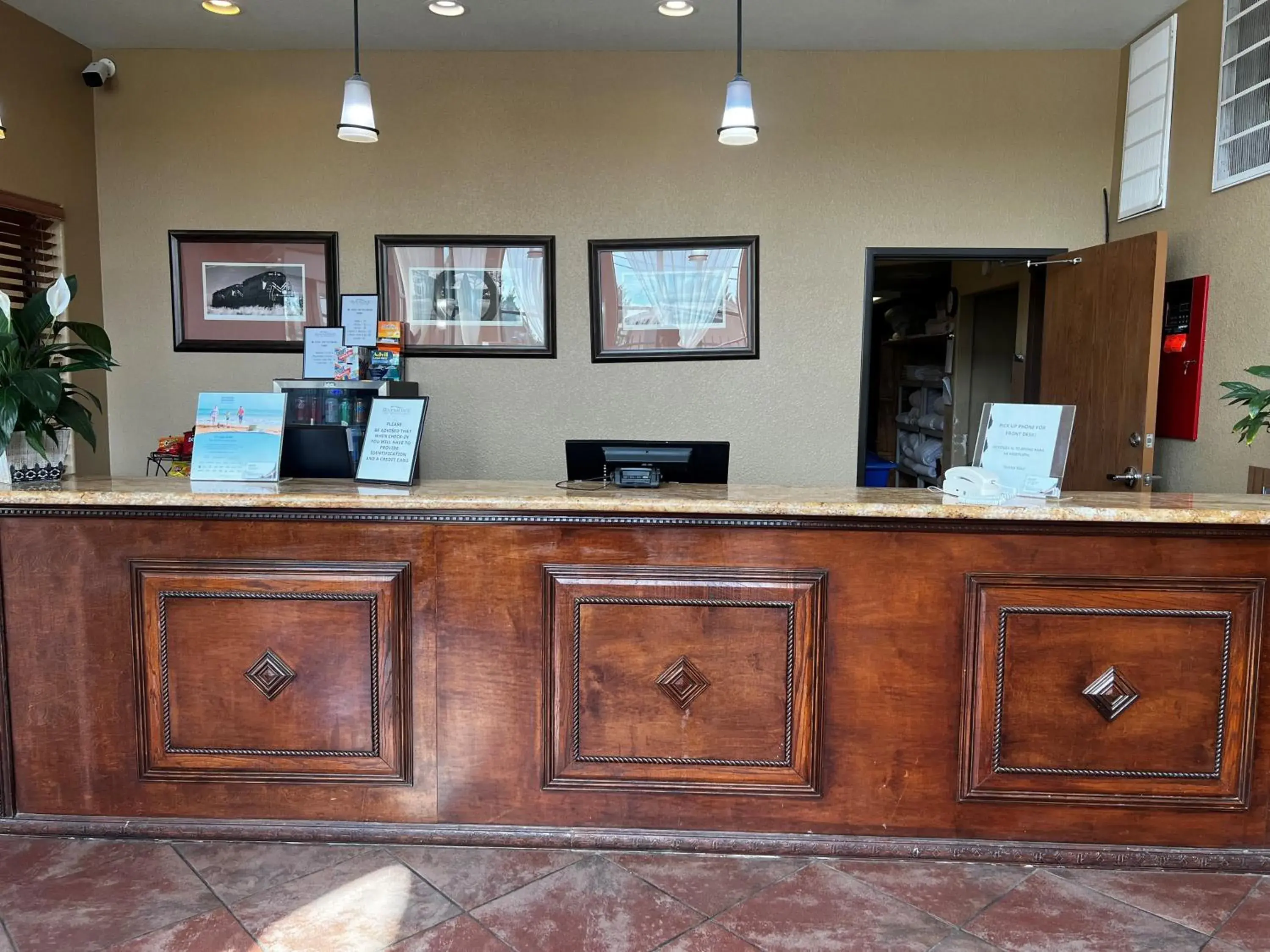 Lobby or reception in Baymont by Wyndham Cuero Lobby or reception in Baymont by Wyndham Cuero